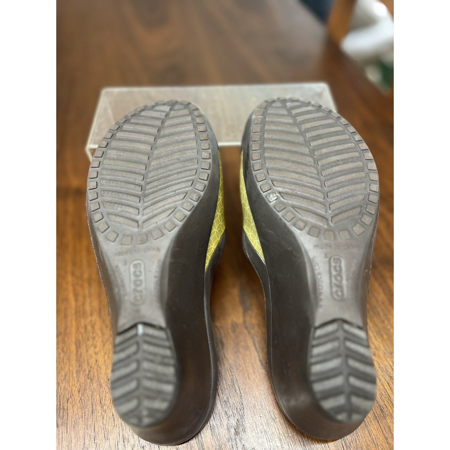 CROCS Sately Wedge Heel Sandals Slip On Shoes Size 8