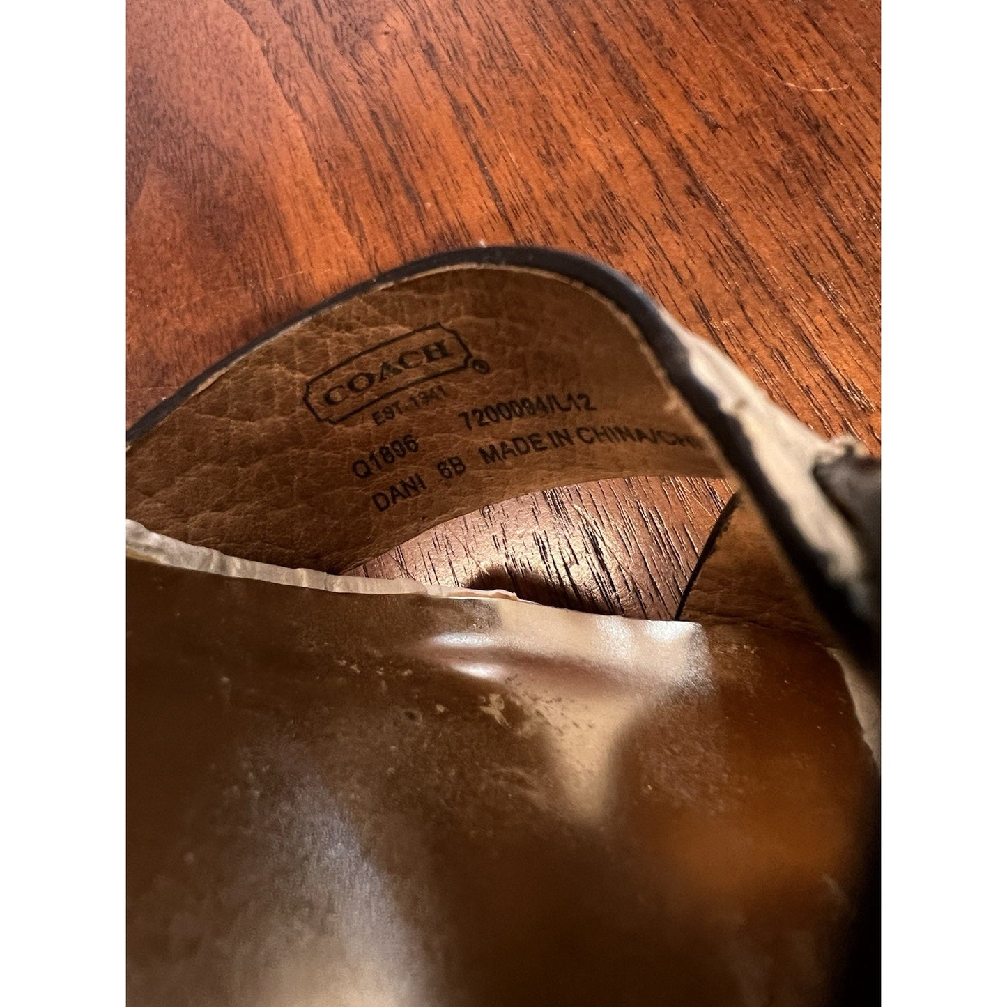 Coach Dani White Snakeskin Embossed Leather Heels Women’s Size 6B
