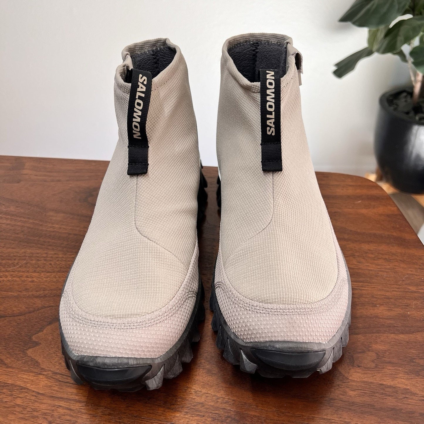 Salomon Snowclog Mid 11.5 Ultralight All Terrain Practically New Water Repellent