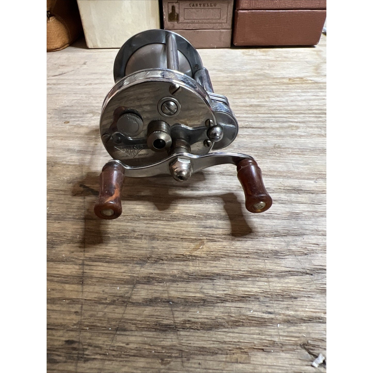 Vintage Pflueger Akron no. 1893L fishing reel