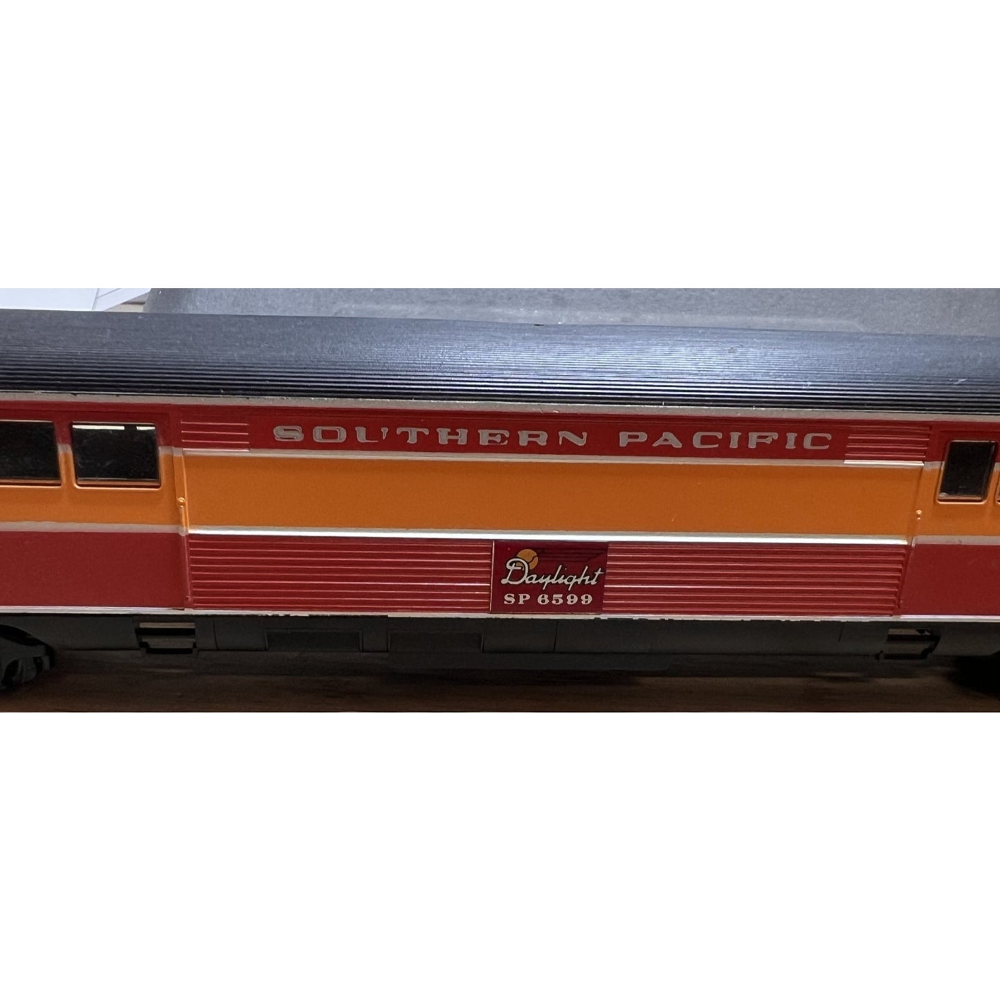 Vintage Bauchman Southern Pacific Daylight Smooth-Side Baggage Train Car