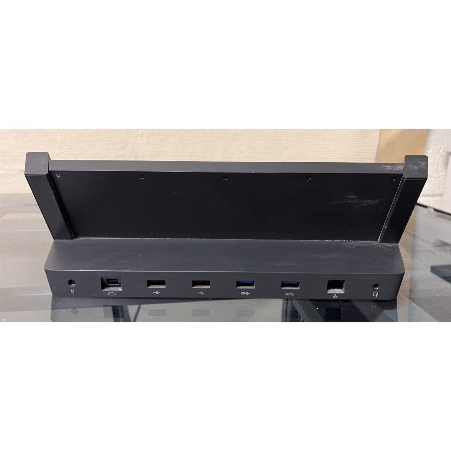 Microsoft Model 1664 Docking Station For Surface USB Port 3.0 with AC Adapter