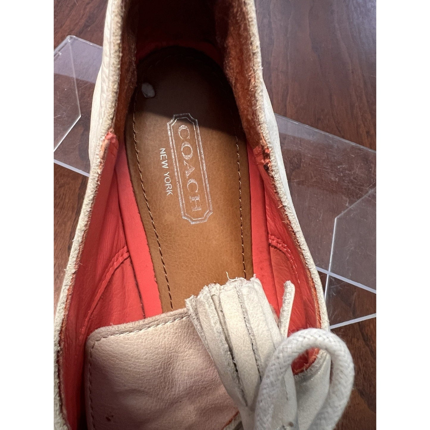 Coach Zinnia Nubuck Leather Tassel Loafer Oxford Flat Shoe Light Sand, size 7.5