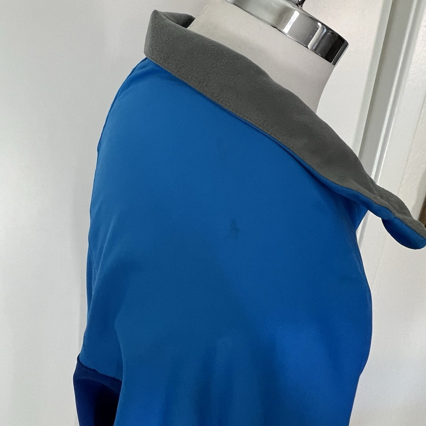 MARMOT Gore Windstopper Full Zip Jacket Mens Large Blue Fleece Lined Soft Shell