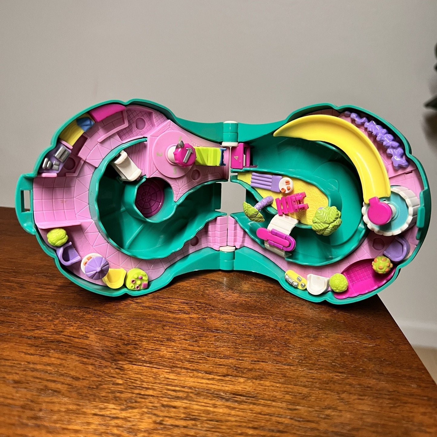 1995 Bluebird Polly Pocket Splash N Slide Waterpark *Compact Only* Vintage