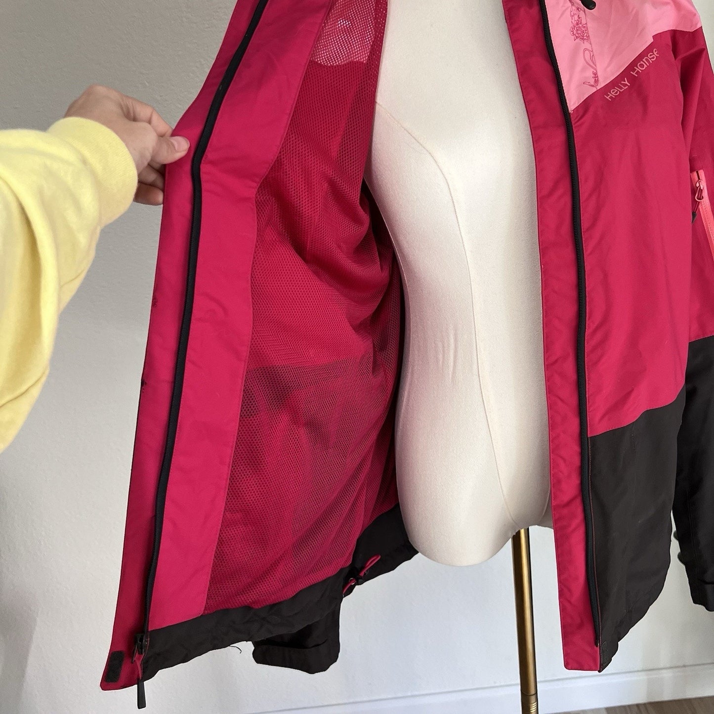 Helly Hansen Vancouver Rain Jacket (L) Women Coat Hooded Pink Colorblock Retro