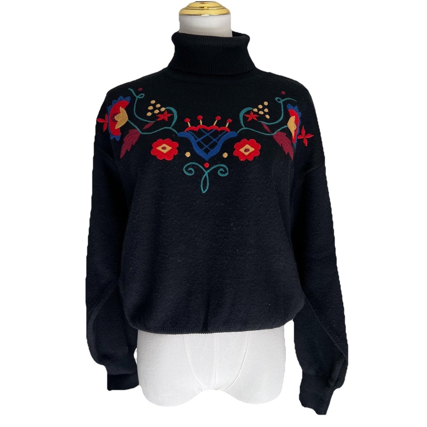 Vintage Obermeyer Sweater (S) Lillian Wool Blend Embroidered Nordic Flower Black