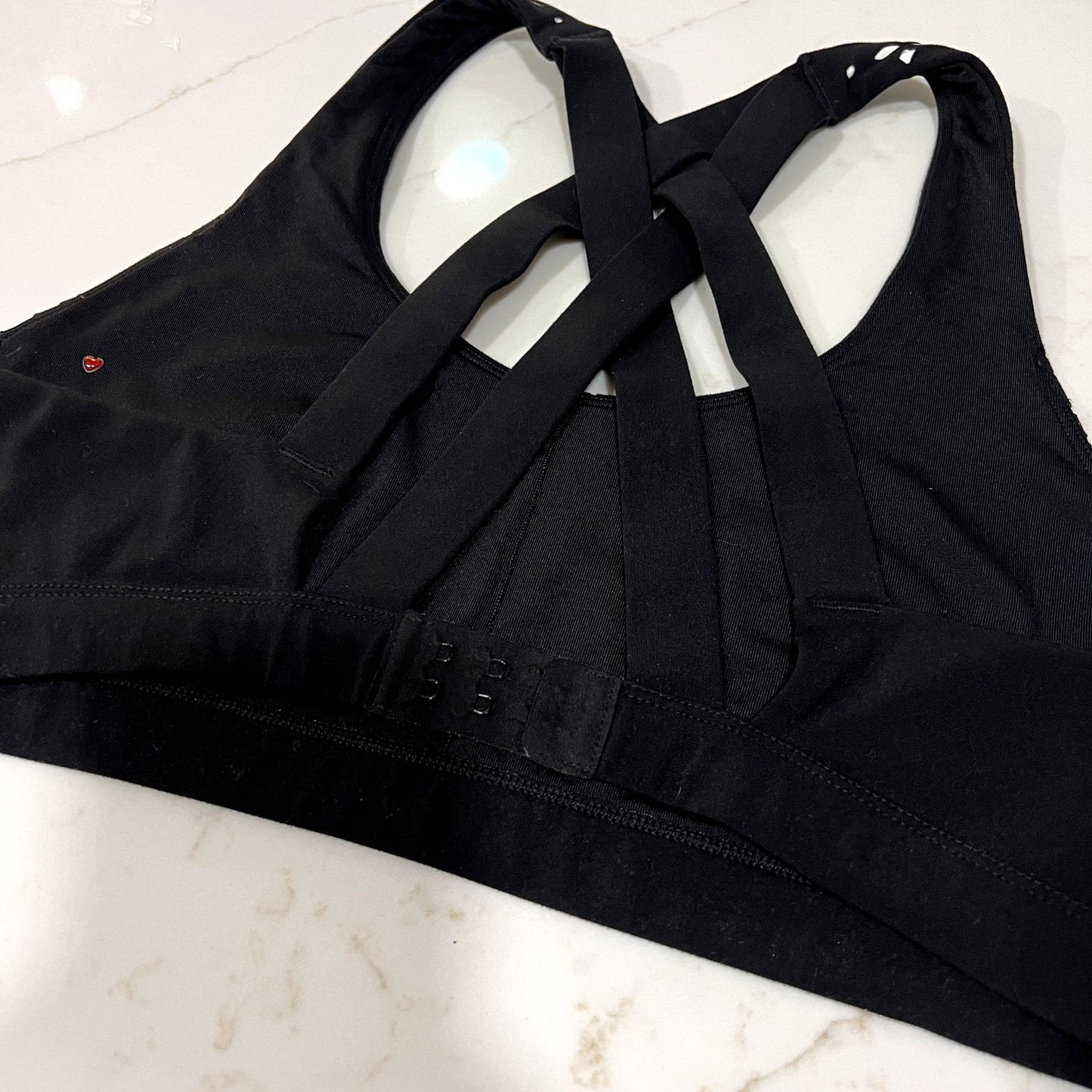 Lorna Jane Majestic Power Sports Bra Laser Cut Detail XXS Clasp Back w/ Padding