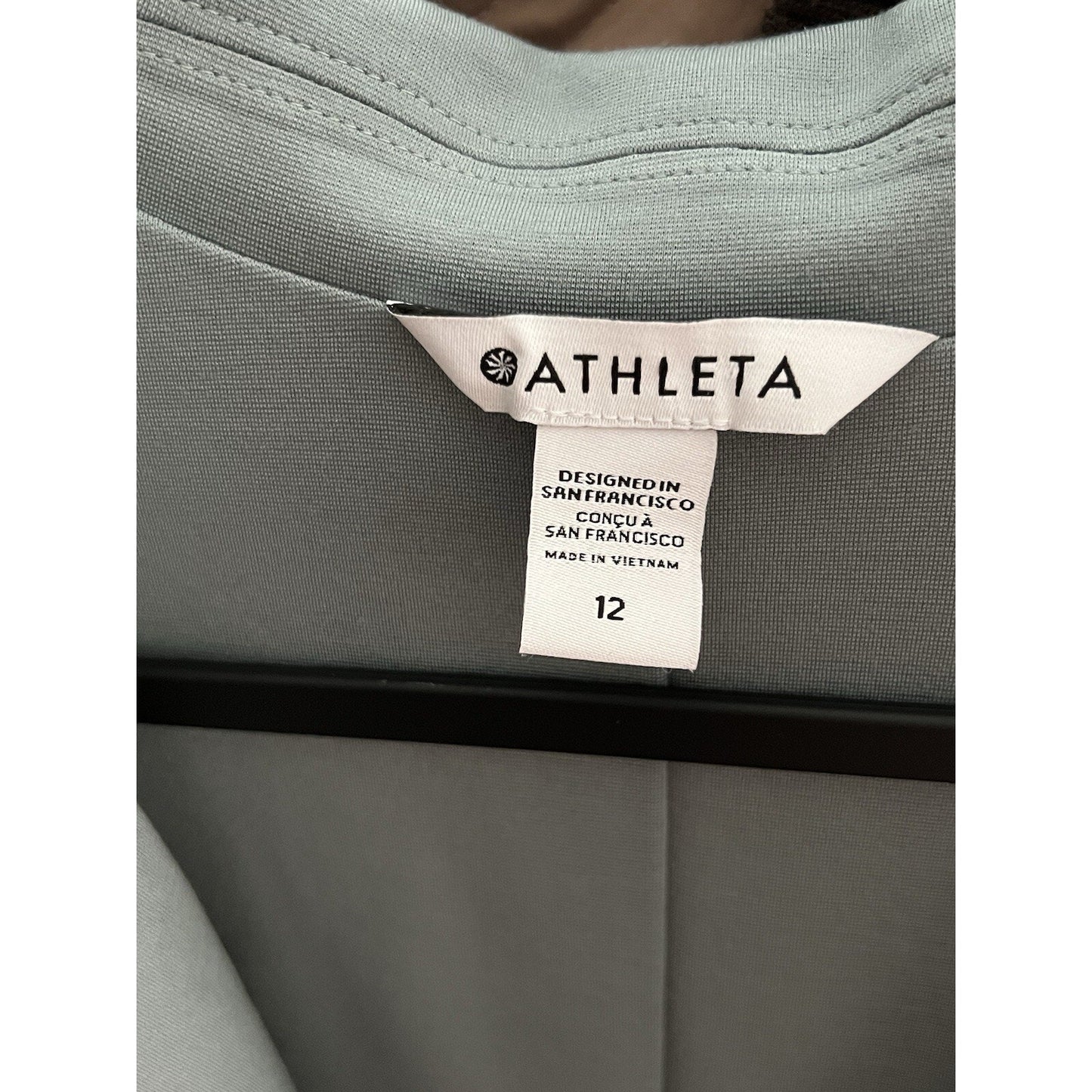 Athleta Eastbound Blazer Sz 12 Boyfriend Travel Work Career Relaxed Stretch