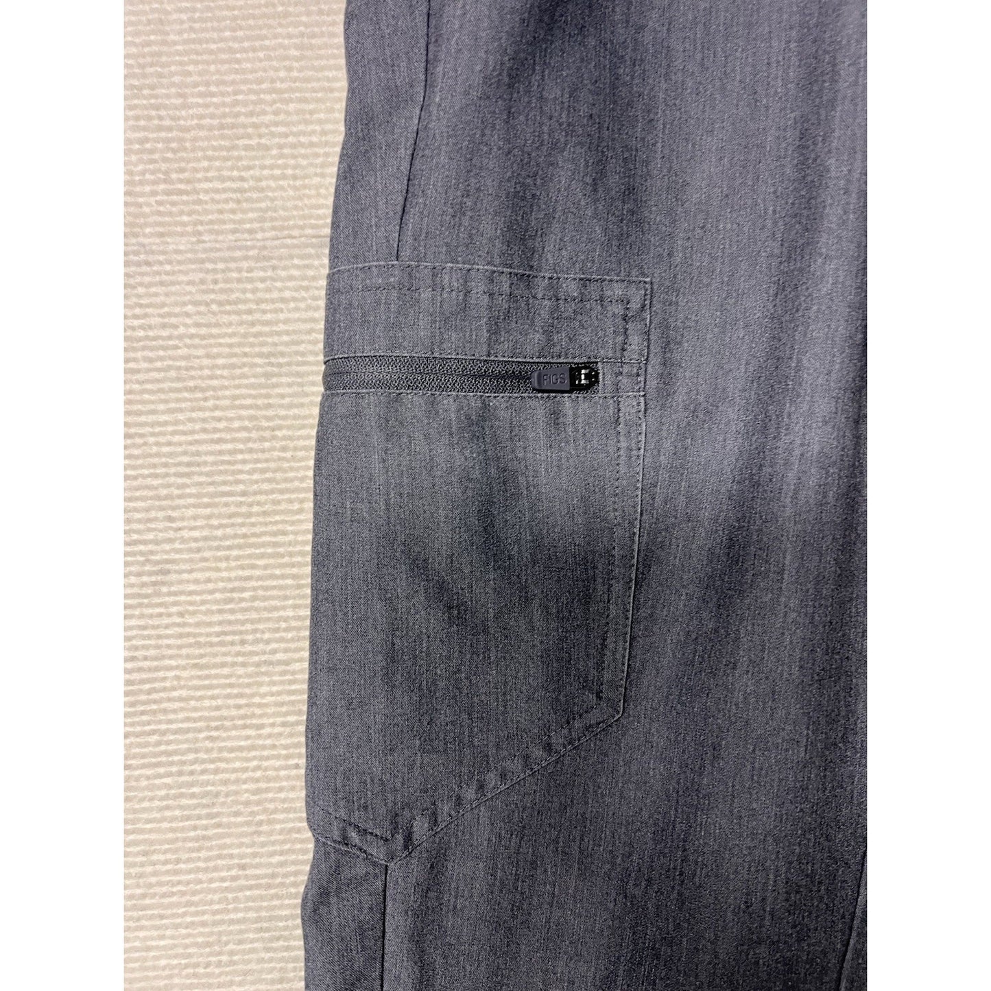 FIGS Zamora 2.0 Jogger Scrub Pants in Graphite Size XS