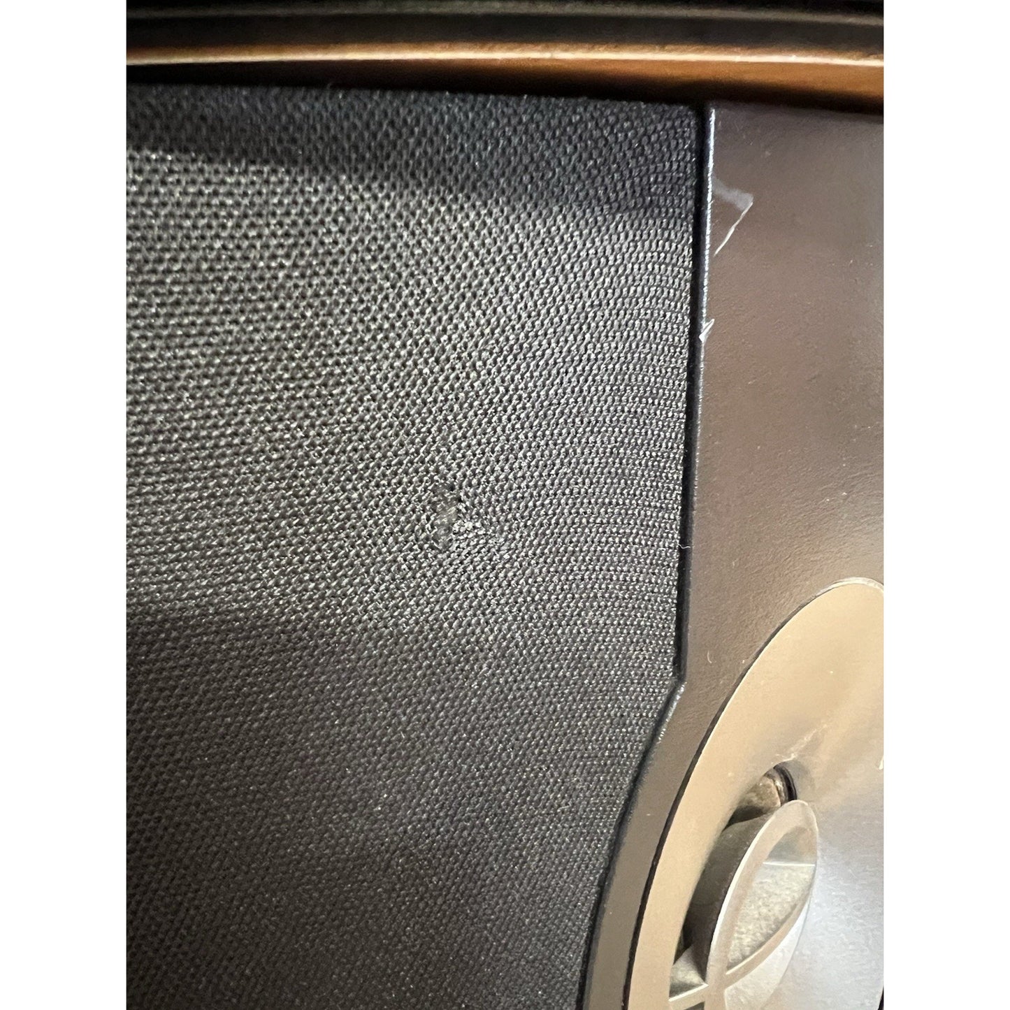 BOSE 301 V Left and Right Speakers Blonde Cabinets Excellent Condition