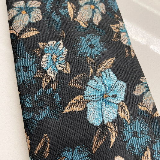 Van Heusen Classic Collection Tie Tropical Muted Blue Floral Made In USA
