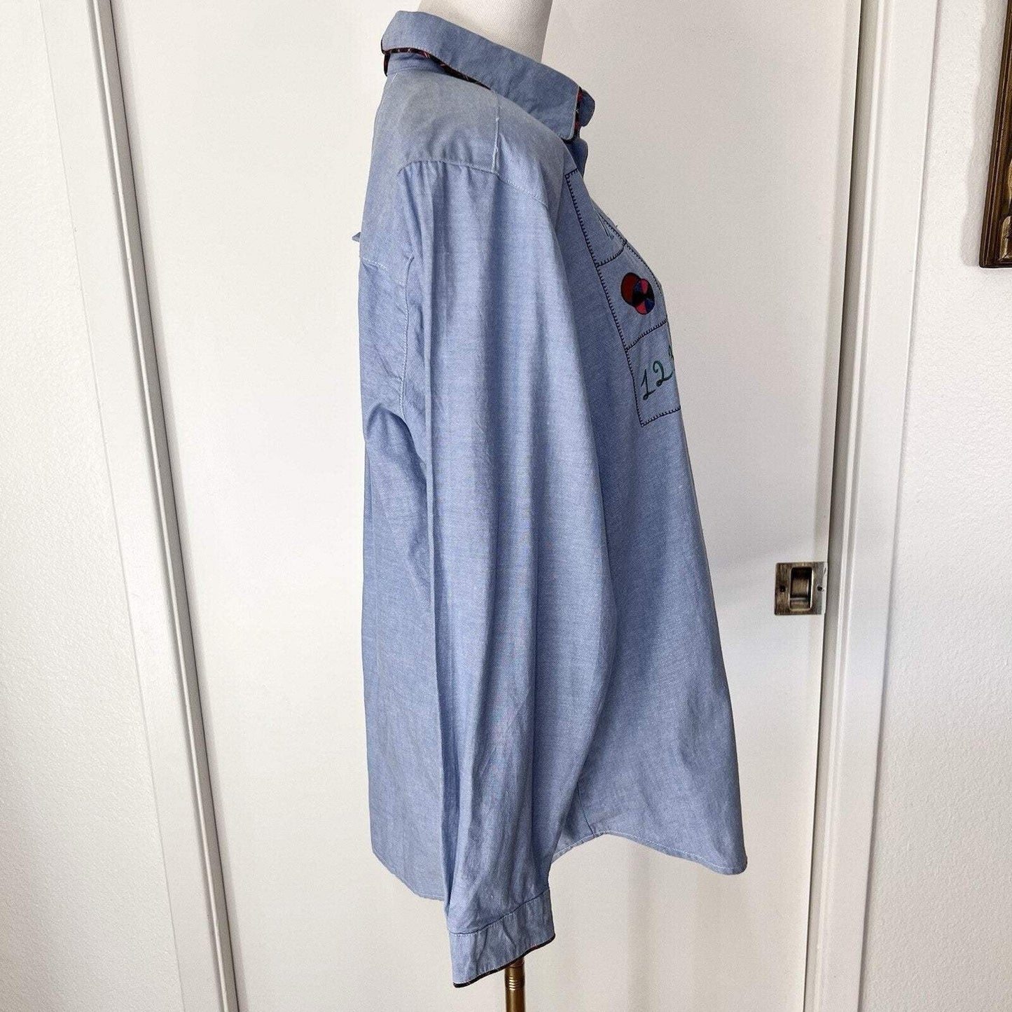 Signature by Northern Isles Teacher Button Up Shirt Chambray Kitsch Embroidered