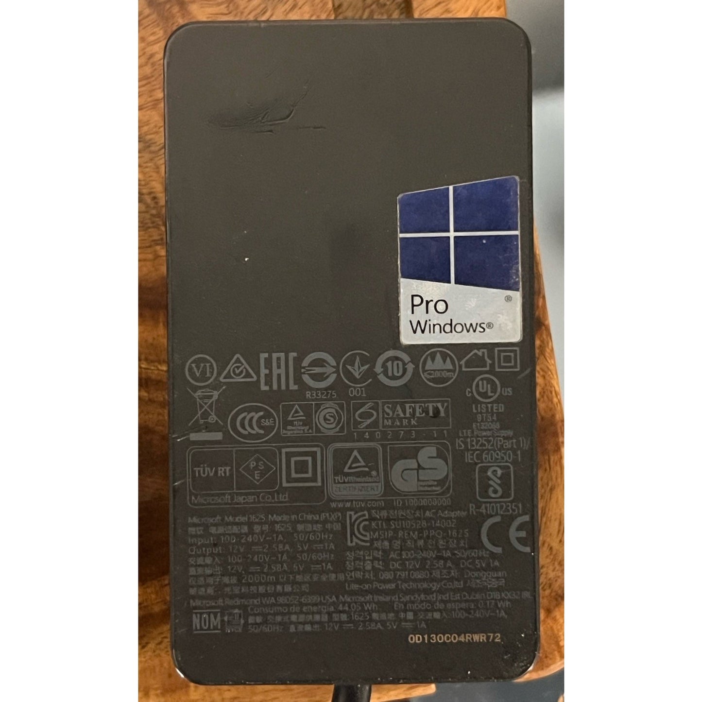 Microsoft Surface Pro X (Model 1876) w/ Finie Keyboard & Charging Block 128 G
