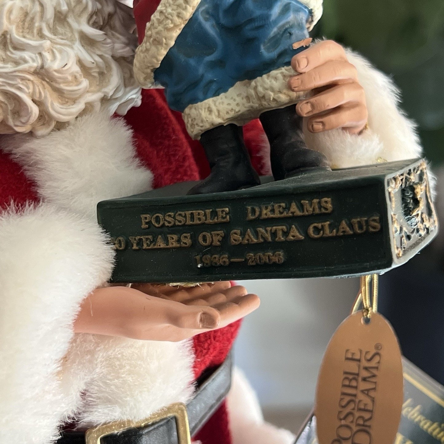 Dept 56 Clothtique Possible Dreams Celebrating 20 Years of Santa Claus 71243 Box