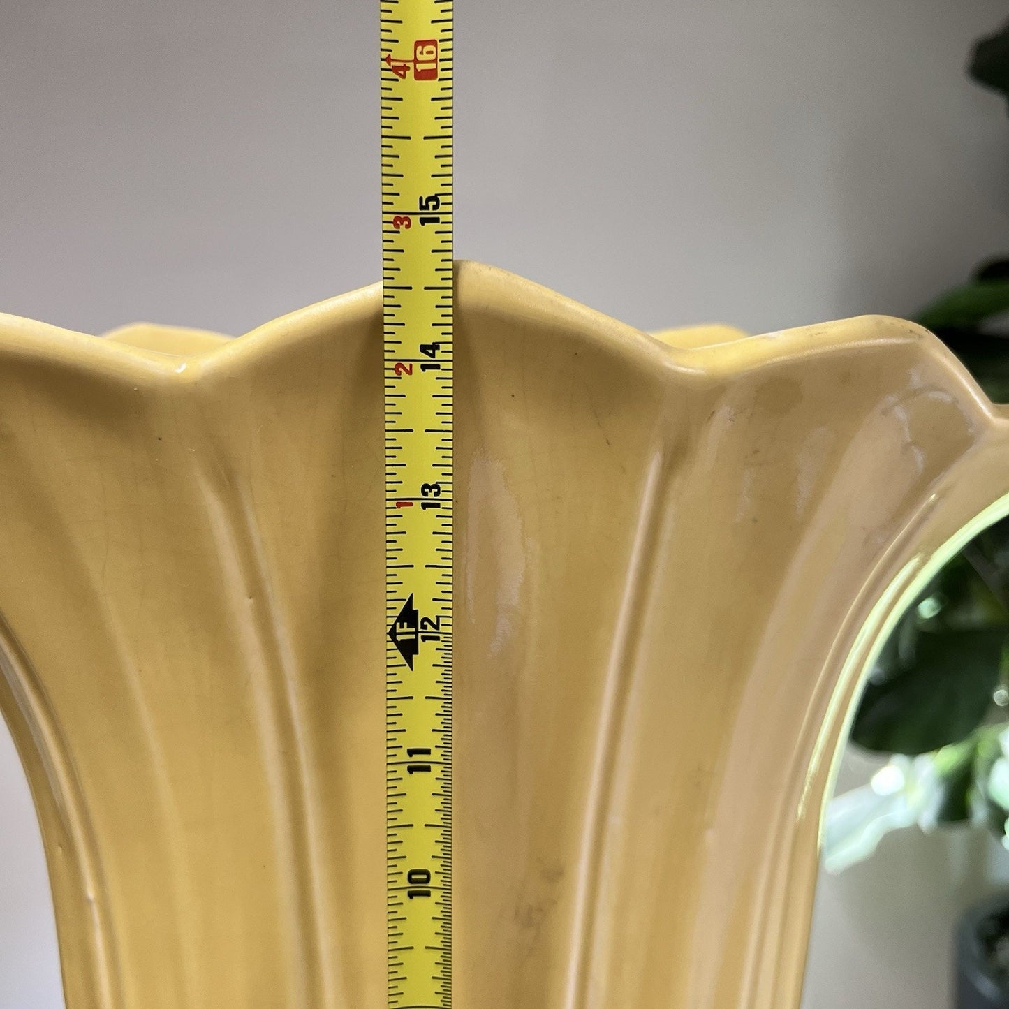 Vintage McCoy Pottery Tall Fan Vase 14.5” 1954 Yellow Art Deco MCM *read
