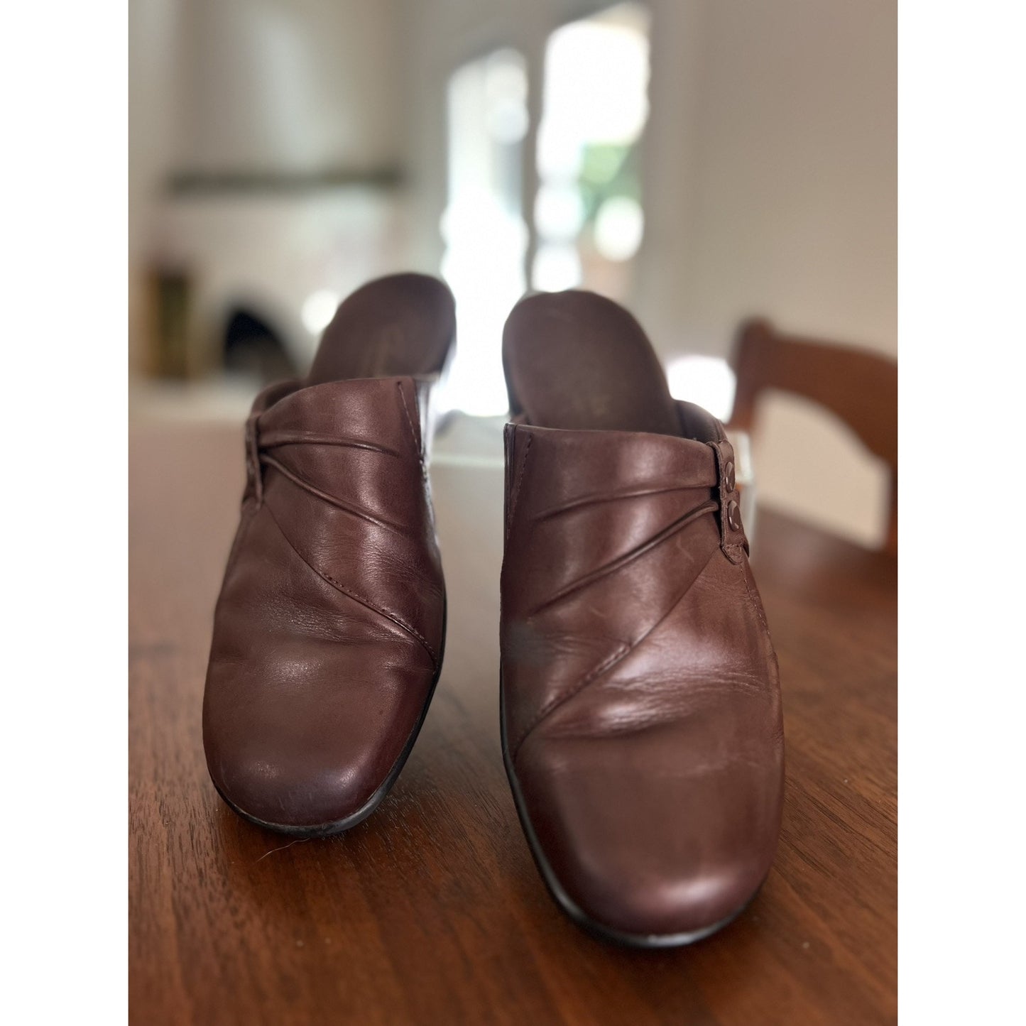 Clarks Bendables Women's 7M Brown Leather Slip-On Mules Clogs Comfort