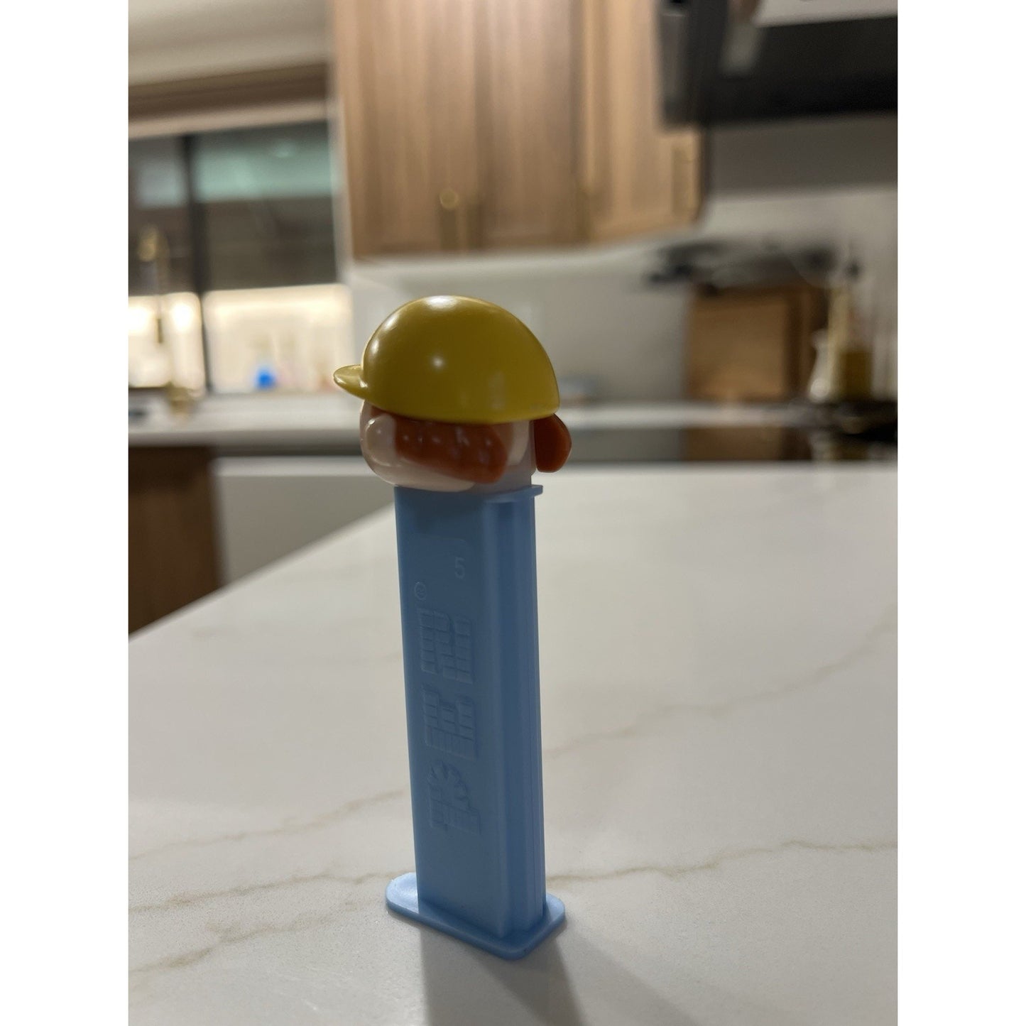 VINTAGE Bob the Builder PEZ Dispenser - Light Blue Stem