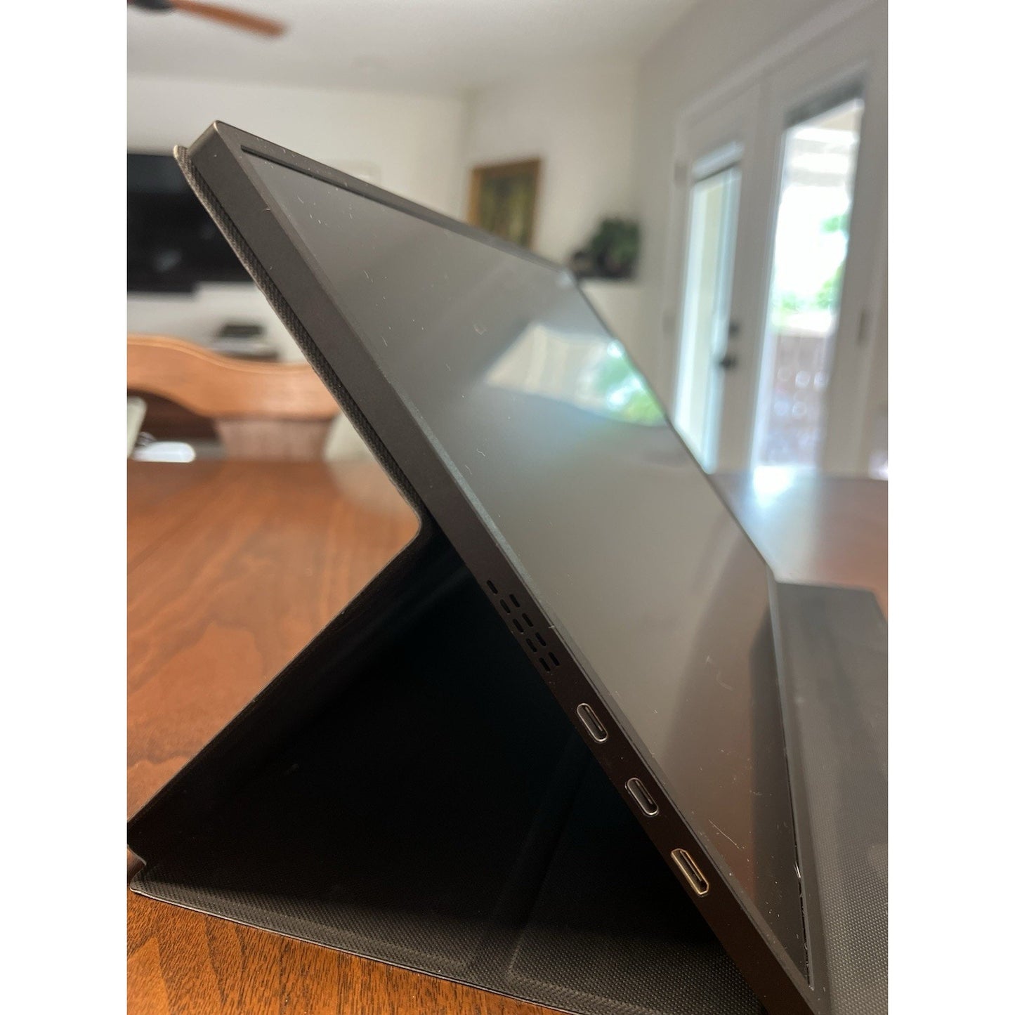 15.6" 1920×1080 Portable Full HD IPS Computer Diplay