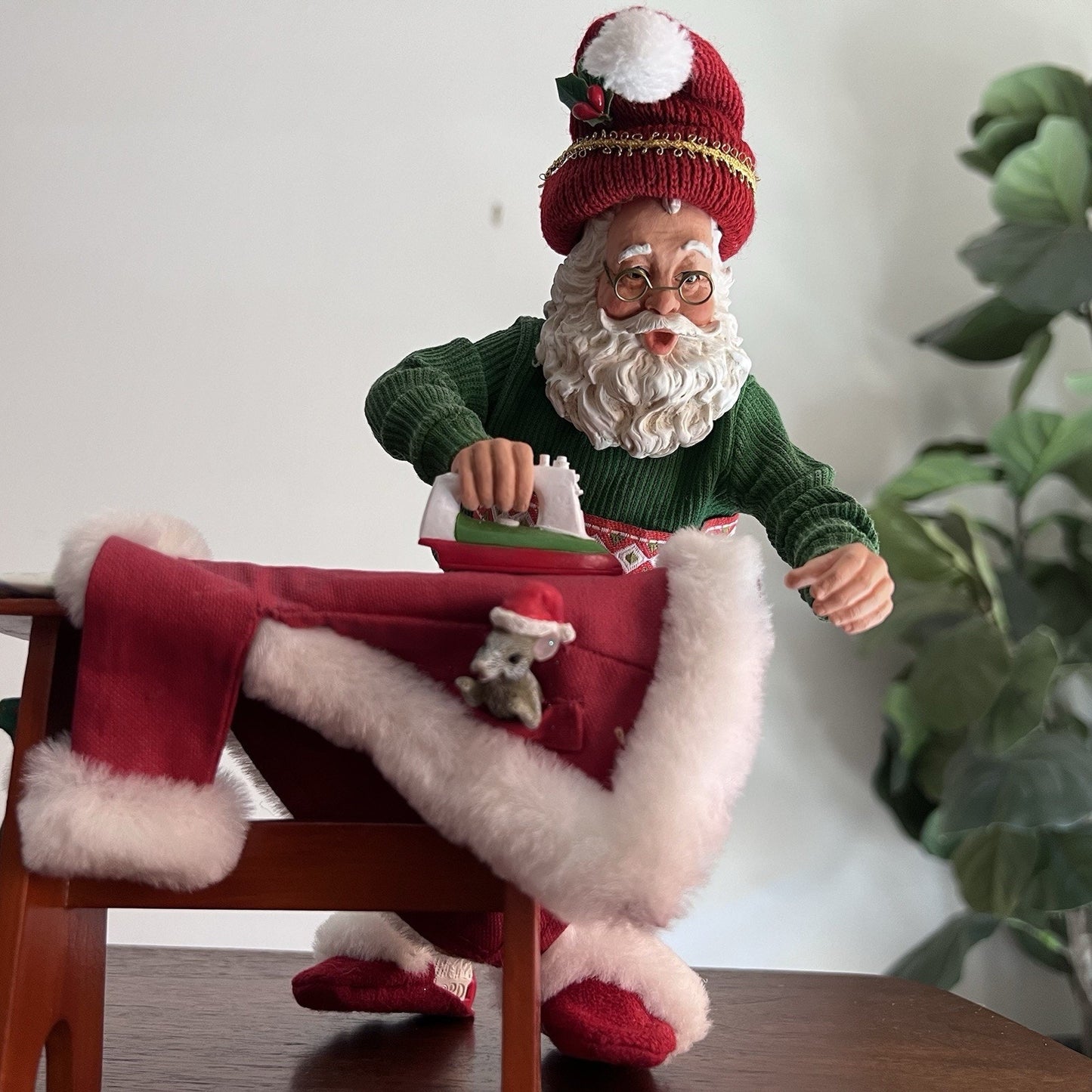 RARE Dept 56 Clothtique Possible Dreams It’s Almost Time 71004 Santa Christmas