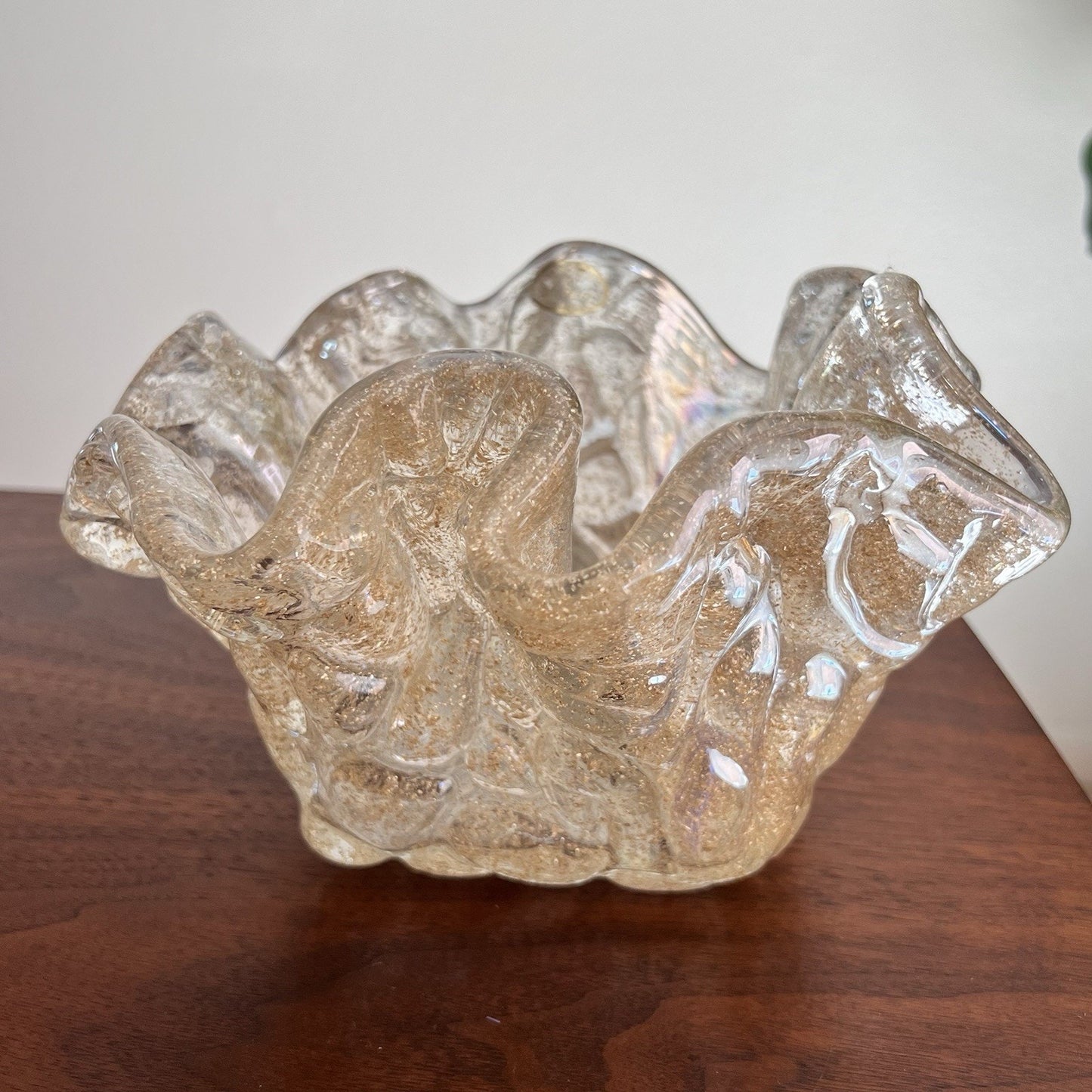 Murano Bowl Lavorazione Arte Iridescent Handkerchief 5.5x9 Gold Fleck MCM