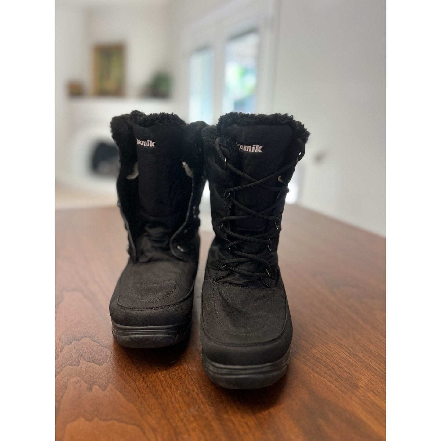 Kamik Brooklyn Women's Size 8 Black Waterproof Winter Snow Boots Fur Lined