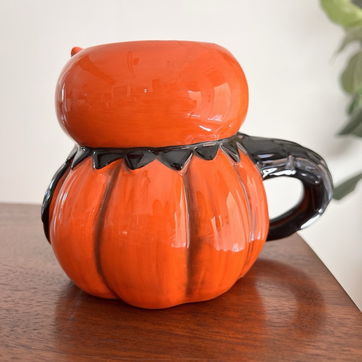 Johanna Parker Halloween Pumpkin Owl Mug Retro Kitsch Carnival Anthropomorphic