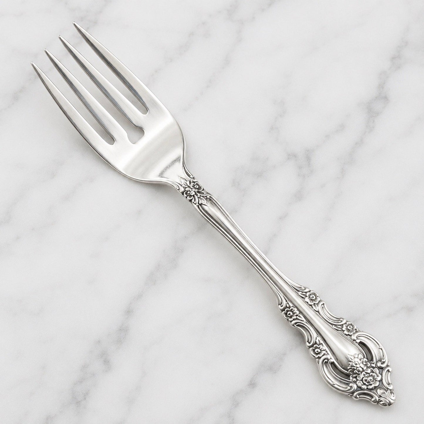 4 x Oneida SILVER ARTISTRY Salad Forks Silverplate Silverware Flatware Rococo