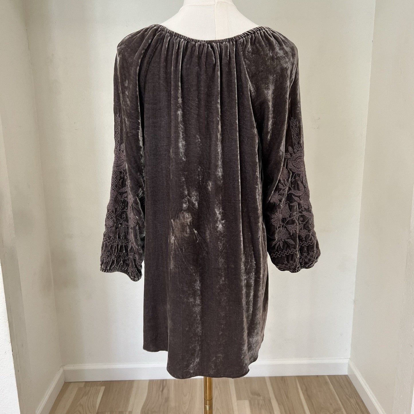 Johnny Was (S) Grey Velvet Peasant Blouse Silk Blend Tunic Top Gray Boho Tassle