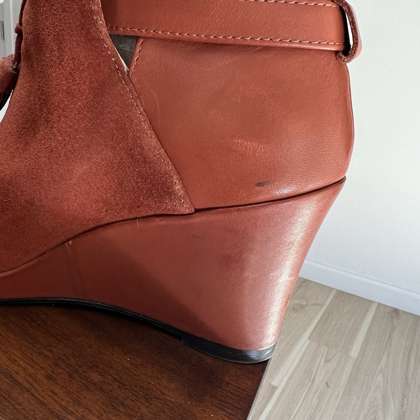 Wolverine Samantha Pleet 8B Suede Wedge Bootie 1000 Mile Leather Tassle