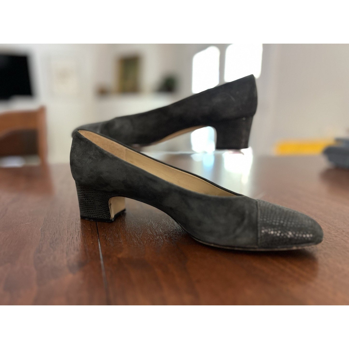 Vintage Etienne Aigner Charcoal Gray Suede Pump Sz 8.5