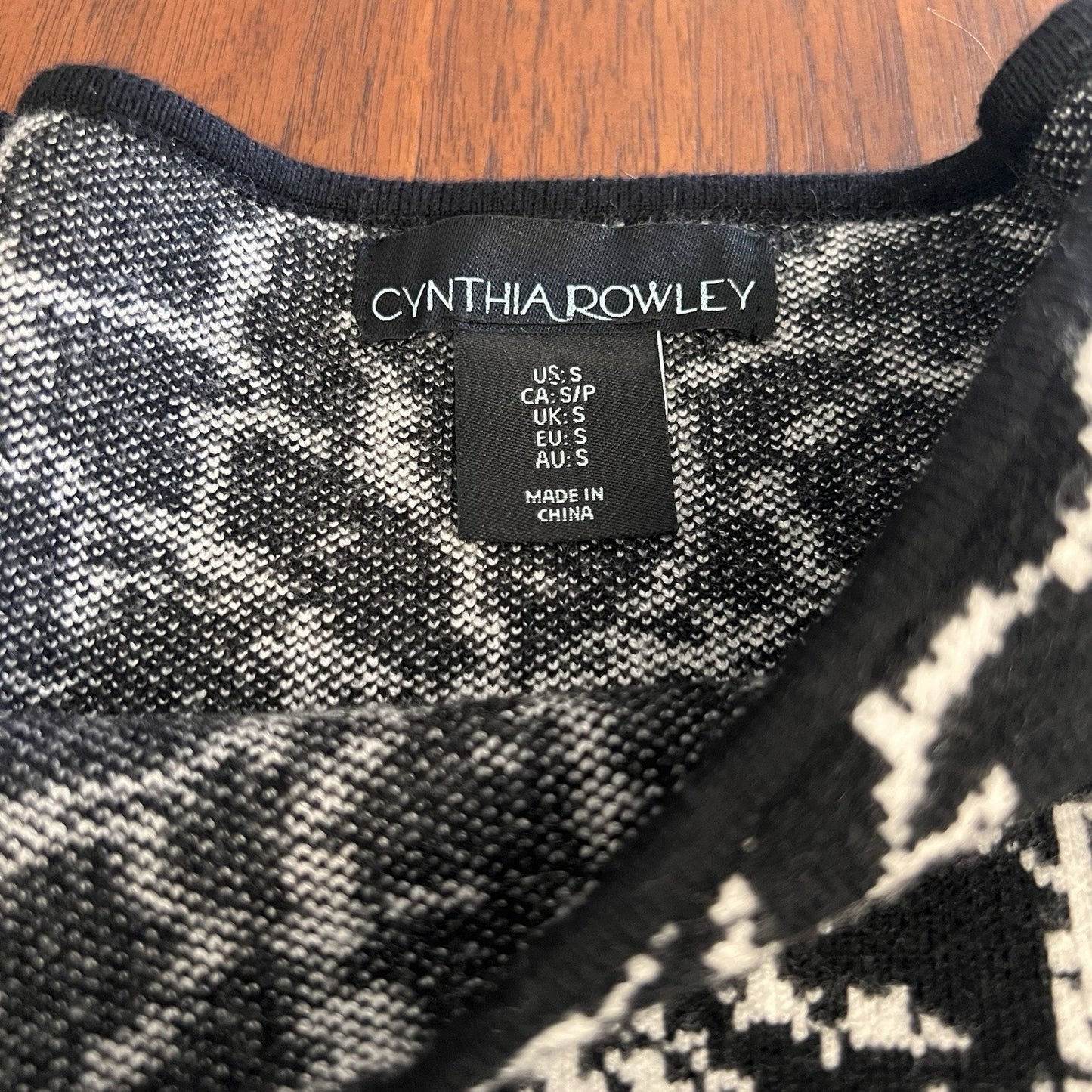 NWT Cynthia Rowley Sweater Dress (S) Long Sleeve Black White Floral Stretch