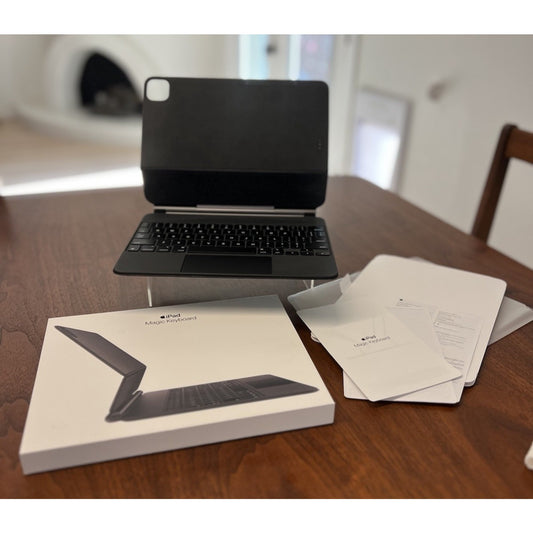 Apple Magic Keyboard MXQT2LL/A + Apple Pencil 2nd Gen Black iPad Pro 11 Air