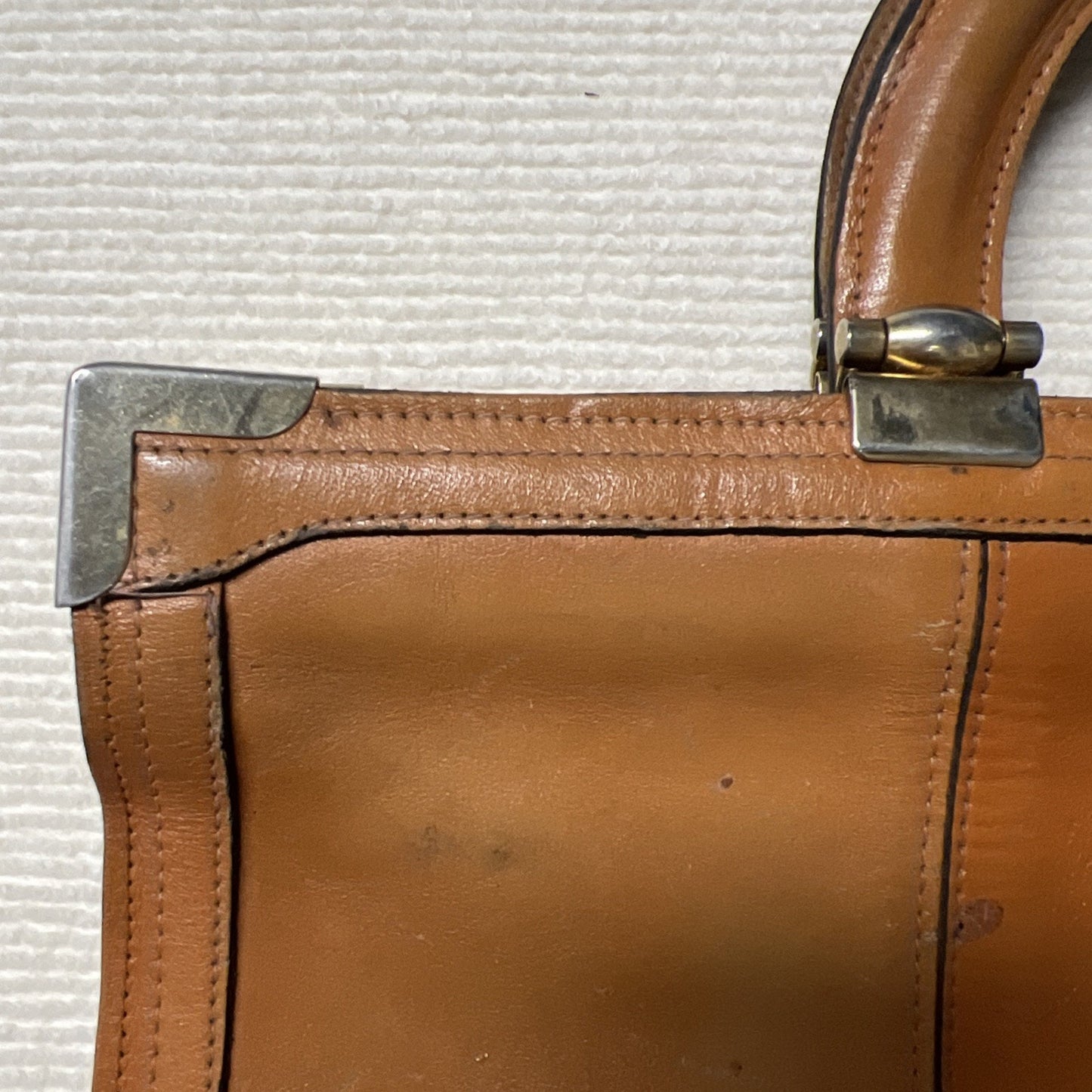 Vtg Slim Leather Soft Sided Attache Briefcase Two Handles 3 Compartments Zippers