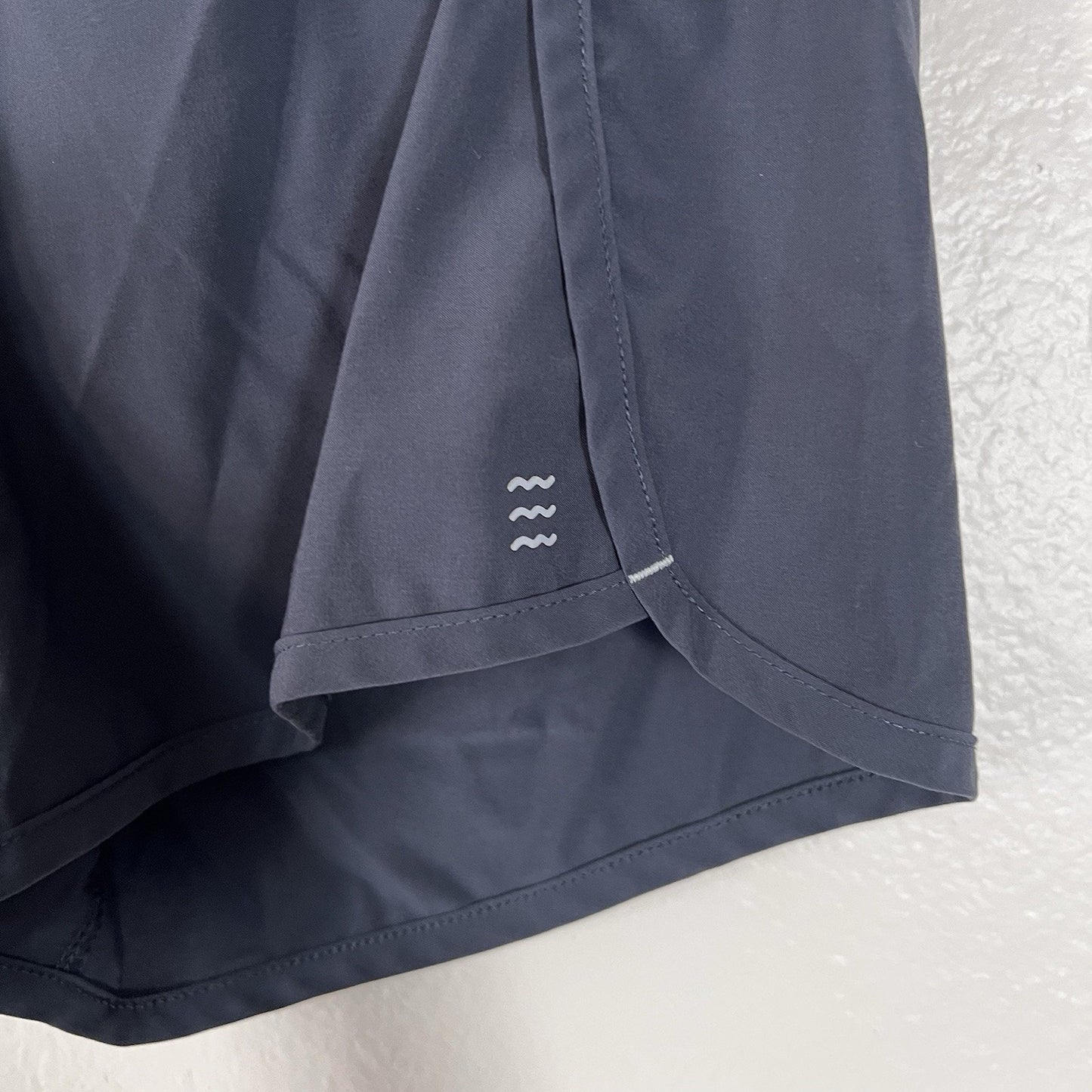 Free Fly Women's XS Bamboo Lined Breeze Shorts 4" UPF 50+ Dusk Blue Zip Pocket