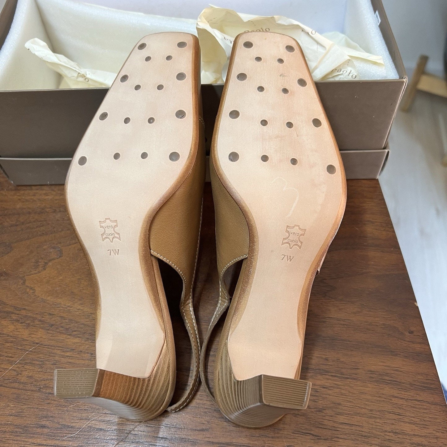 NEW Linea Paolo 7W Camel Slingback Mary Jane Square Toe Short Block Heel Retro