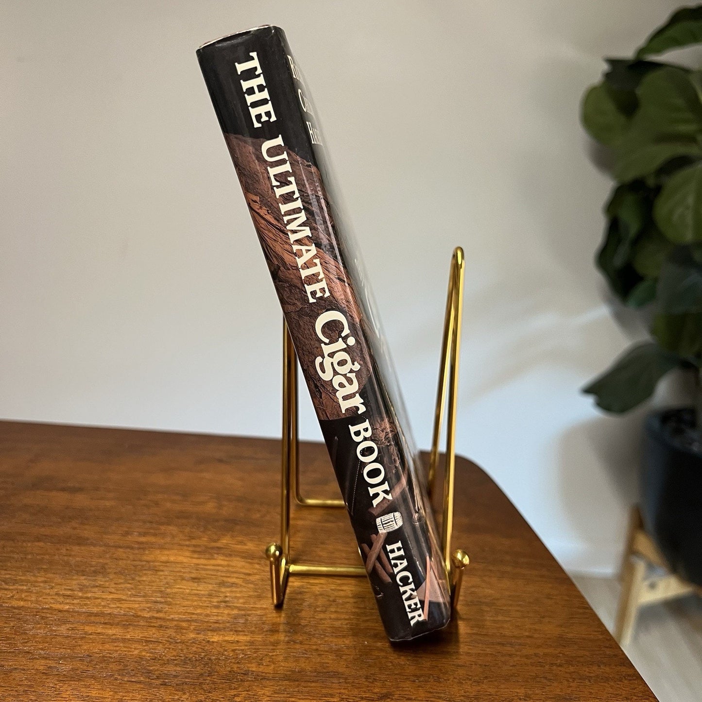 Vintage The Ultimate Cigar Book 2nd Edition Hardcover by Richard Carleton Hacker