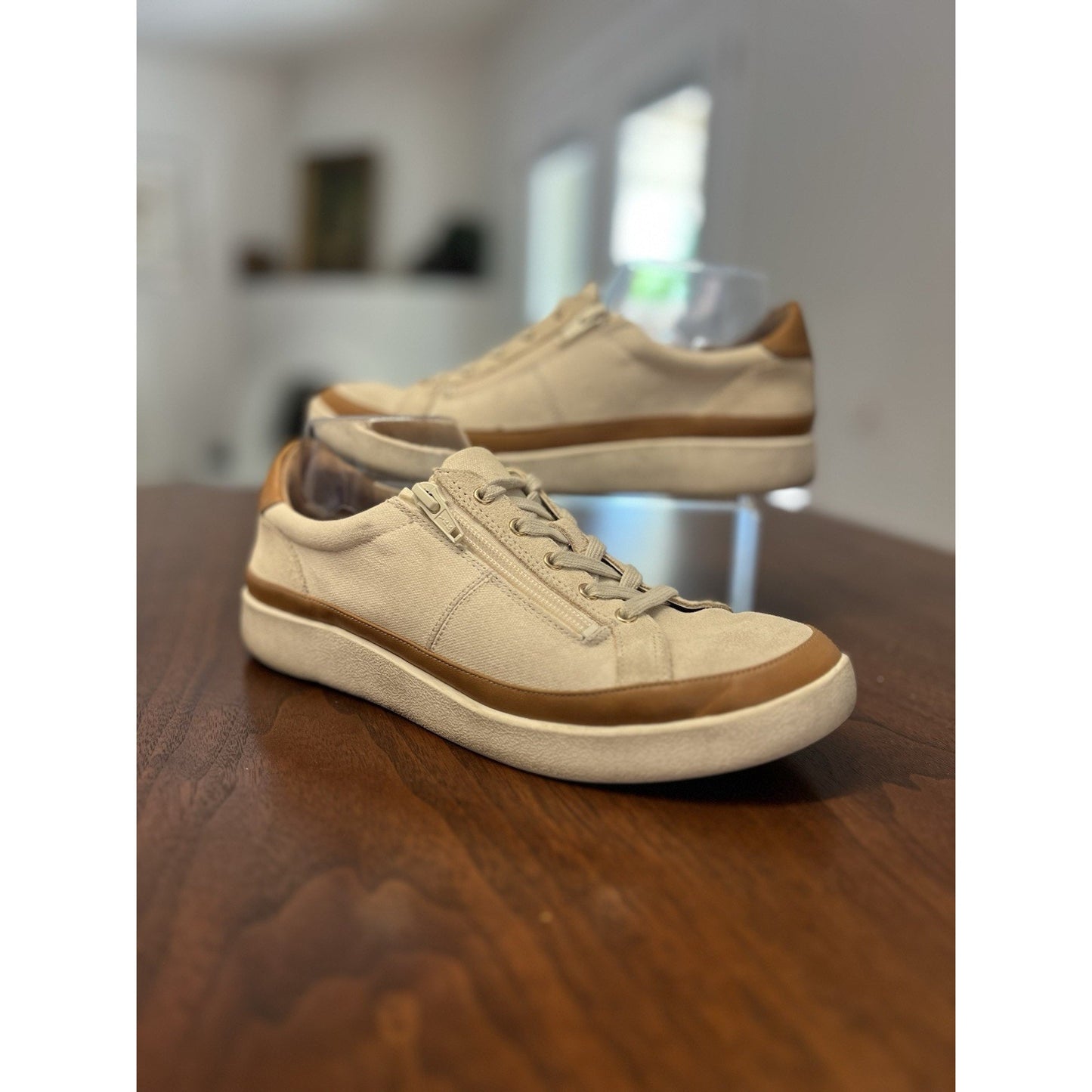 Vionic Essence Mayra Suede & Canvas Crème Tan Side Zipper Sneakers Women’s Sz. 8