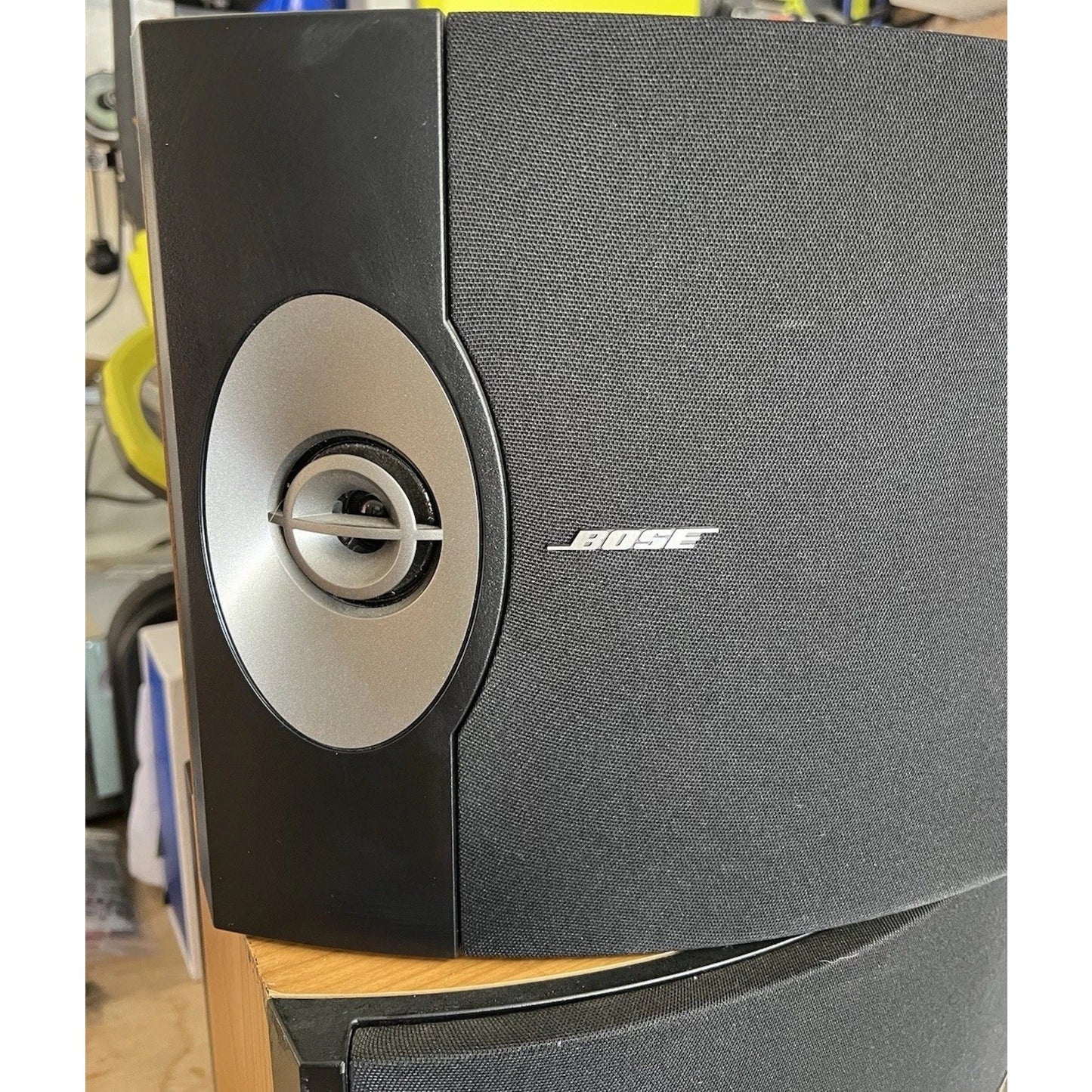 BOSE 301 V Left and Right Speakers Blonde Cabinets Excellent Condition