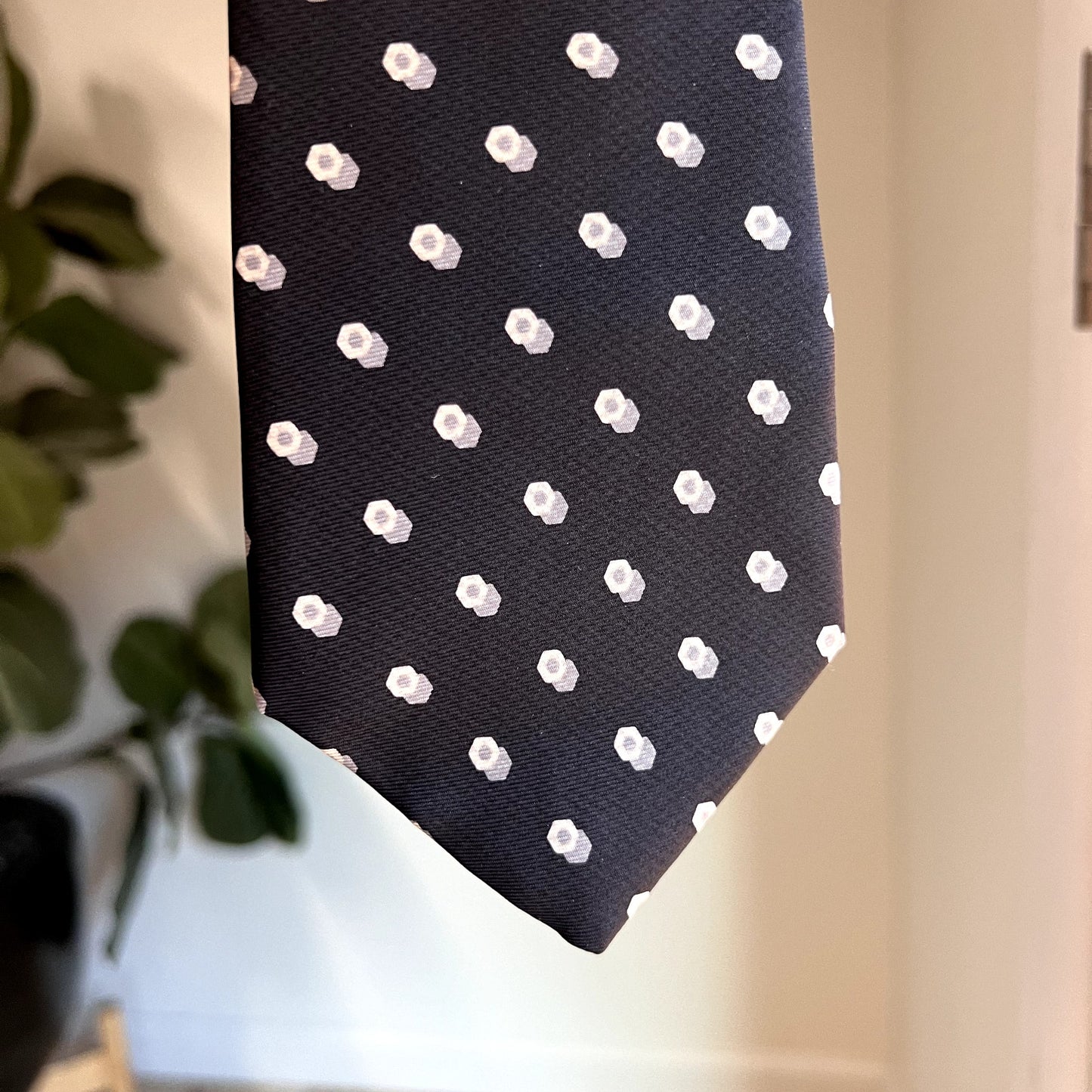 Vintage Pierre Cardin Mens 1980's Navy Geometric Shapes Silk Necktie