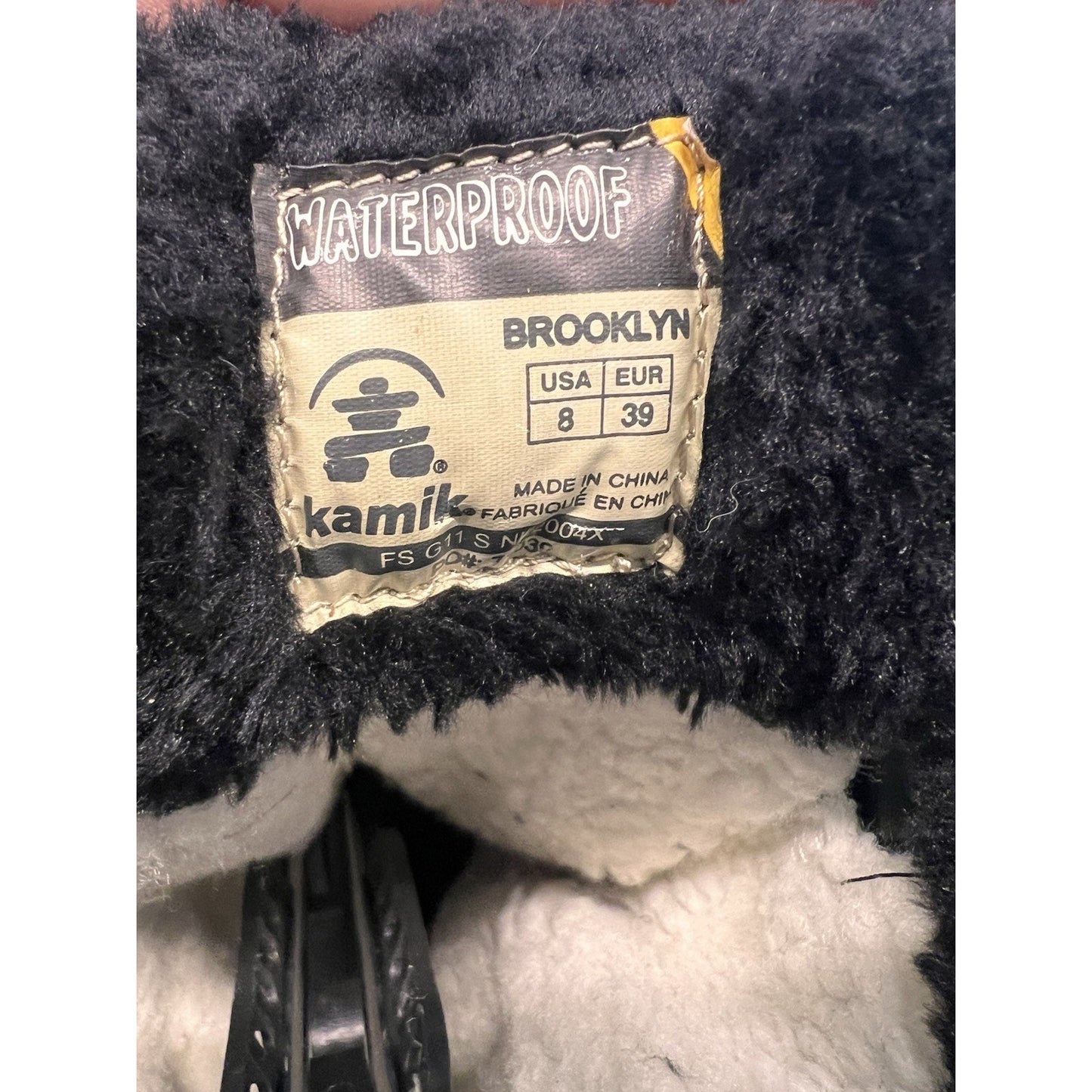 Kamik Brooklyn Women's Size 8 Black Waterproof Winter Snow Boots Fur Lined