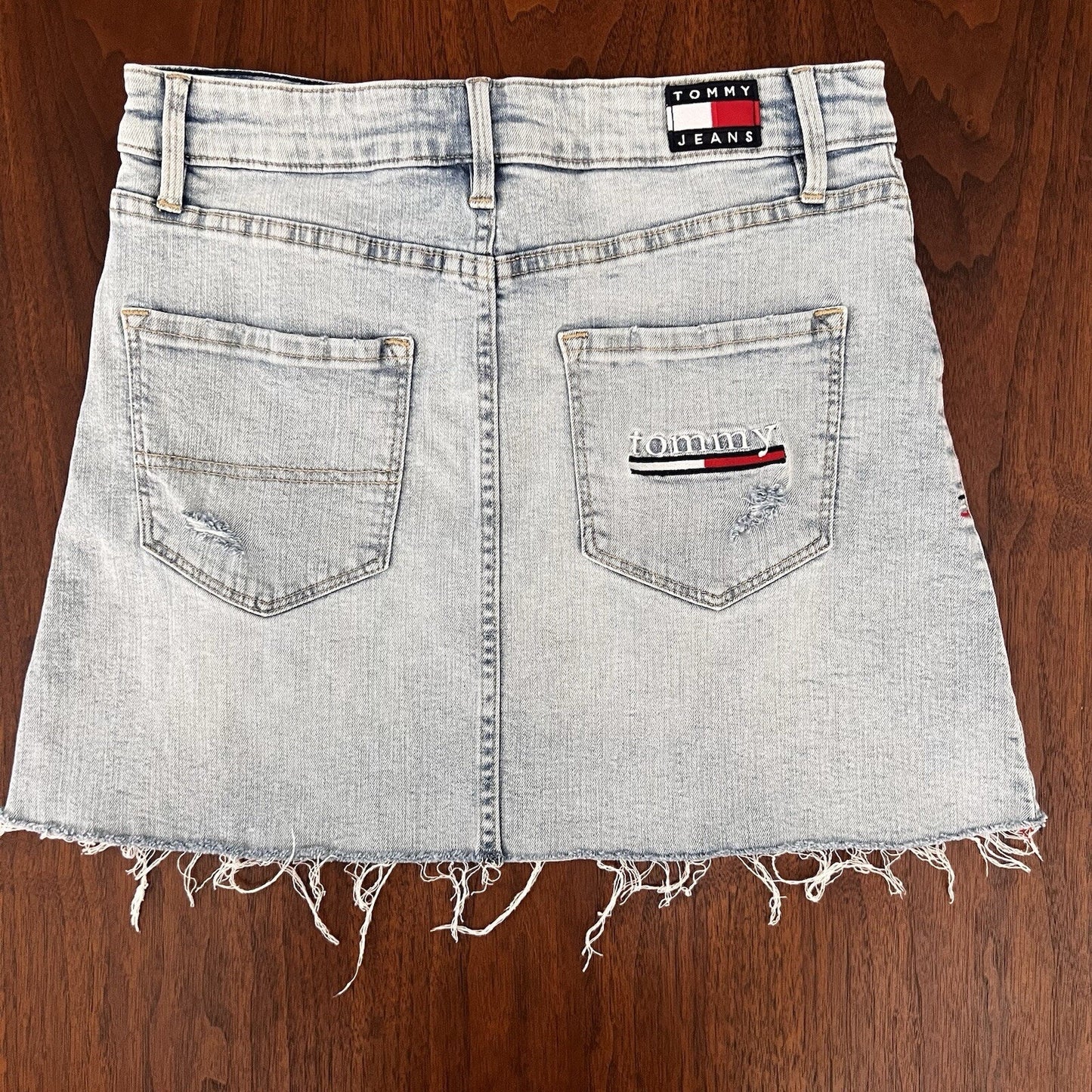 Tommy Jeans Distressed Cutoff Denim Miniskirt Size 0/25 Hilfiger Logo Y2K Vibes