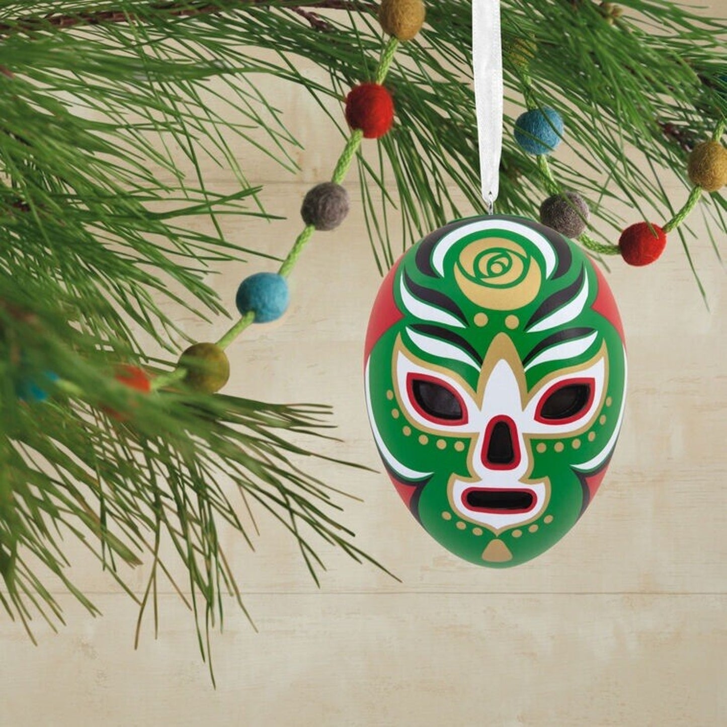 NIB Hallmark Vida Luchador Mexican Wrestling Mask Costume Christmas Ornament