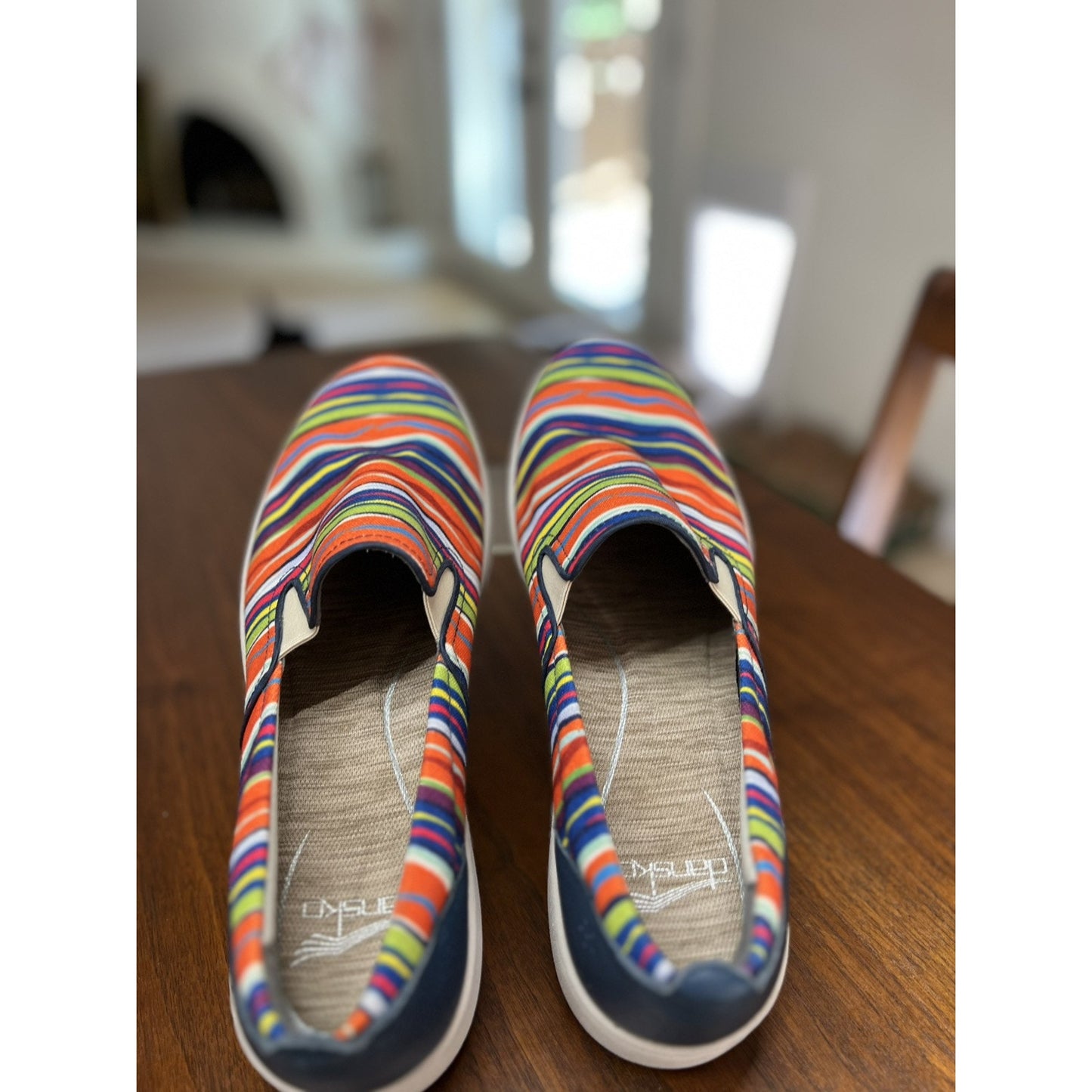 Dansco Belle Rainbow Fabric Women’s Slip On Sneaker Size 11