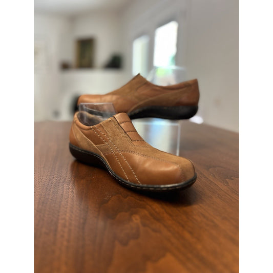 Clarks Bendables Women’s Slip-on Brown Leather/Suede Loafers Women’s Size 9W