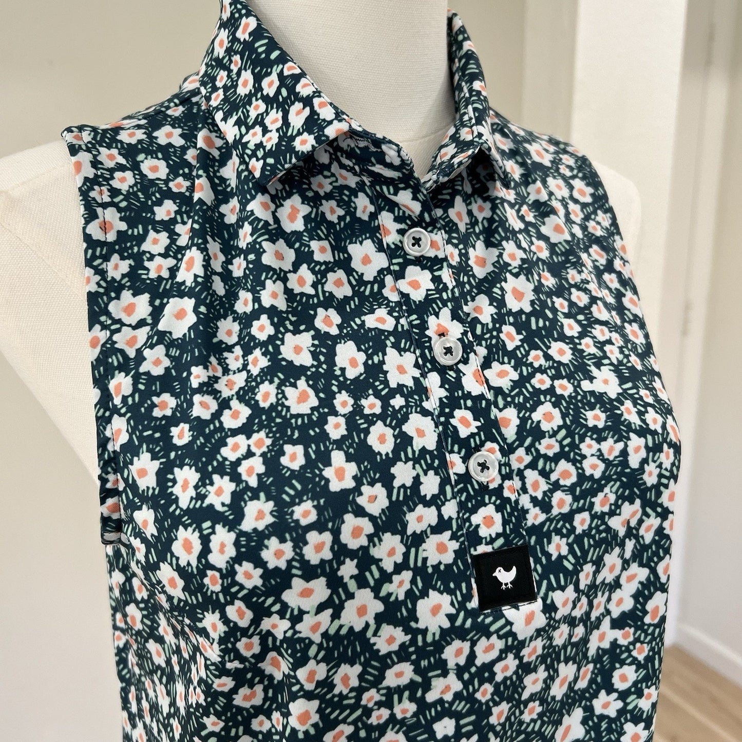 NWT Bad Birdie Women’s Sleeveless Golf Polo Small Bermuda Floral UPF 50