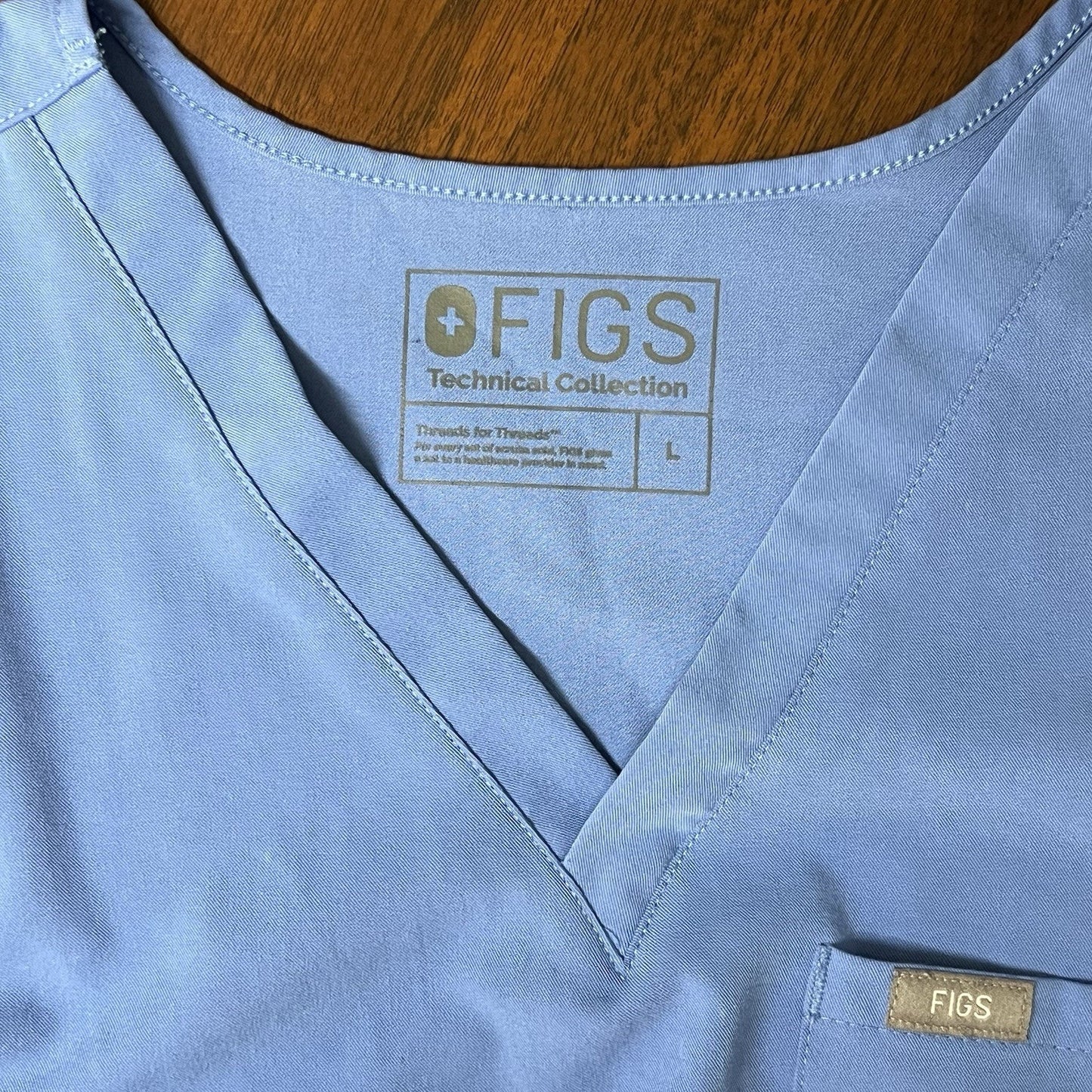 FIGS Catarina One Pocket Women’s Scrub Top PO#1356 Size Large Style# FW1000