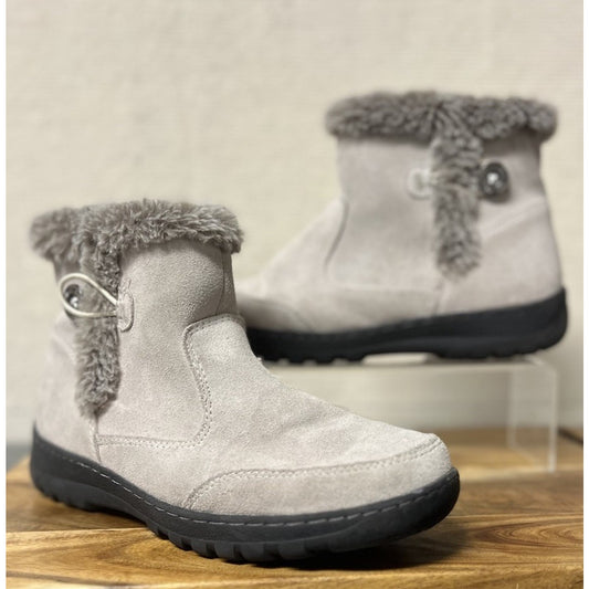 Khombu Iris Women's Gray All-Weather Water Repellent Suede Ankle Boots Size 9M