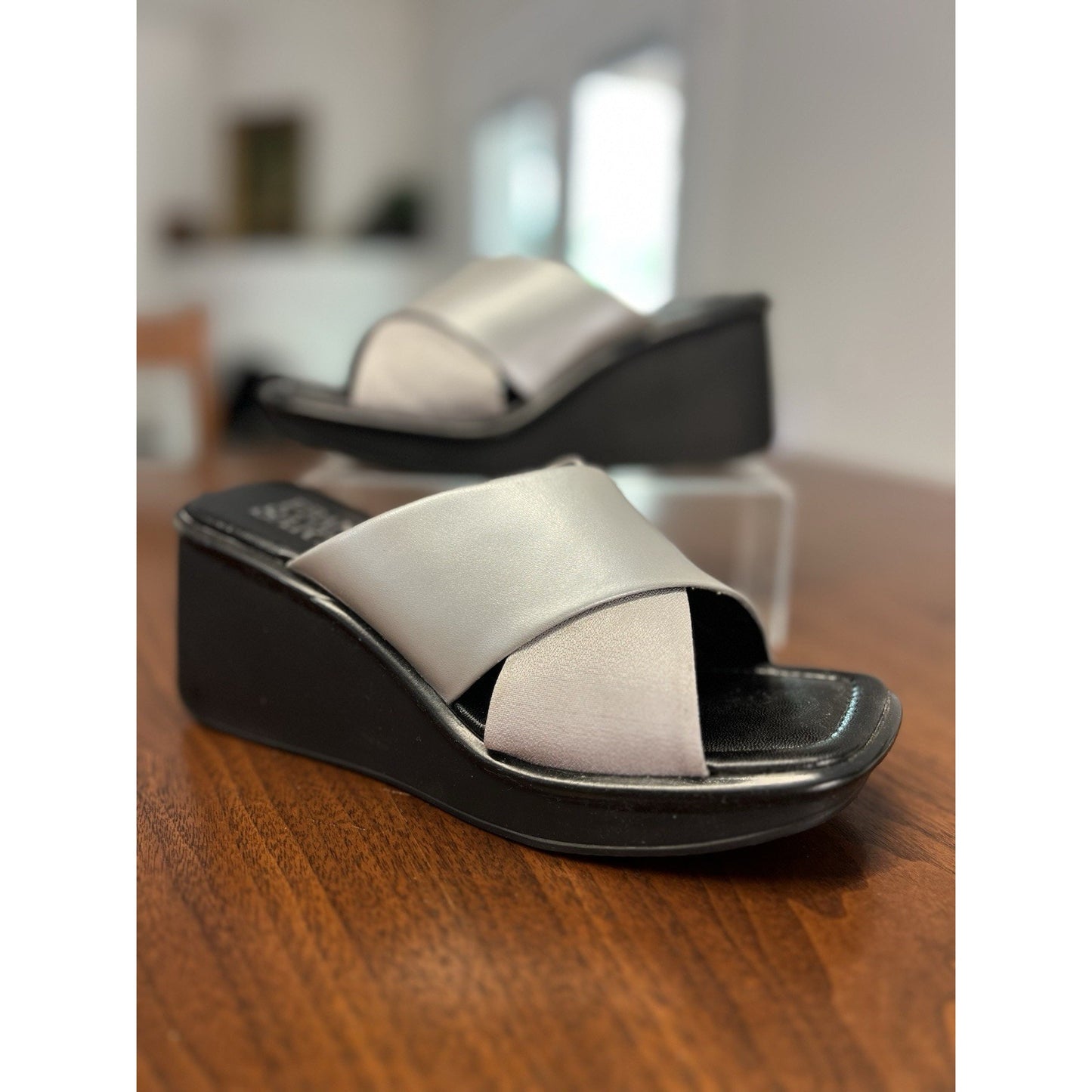 Franco Sarto Silver Cross-Cross Strap Black Wedge Sandal Women’s Size 6.5 US