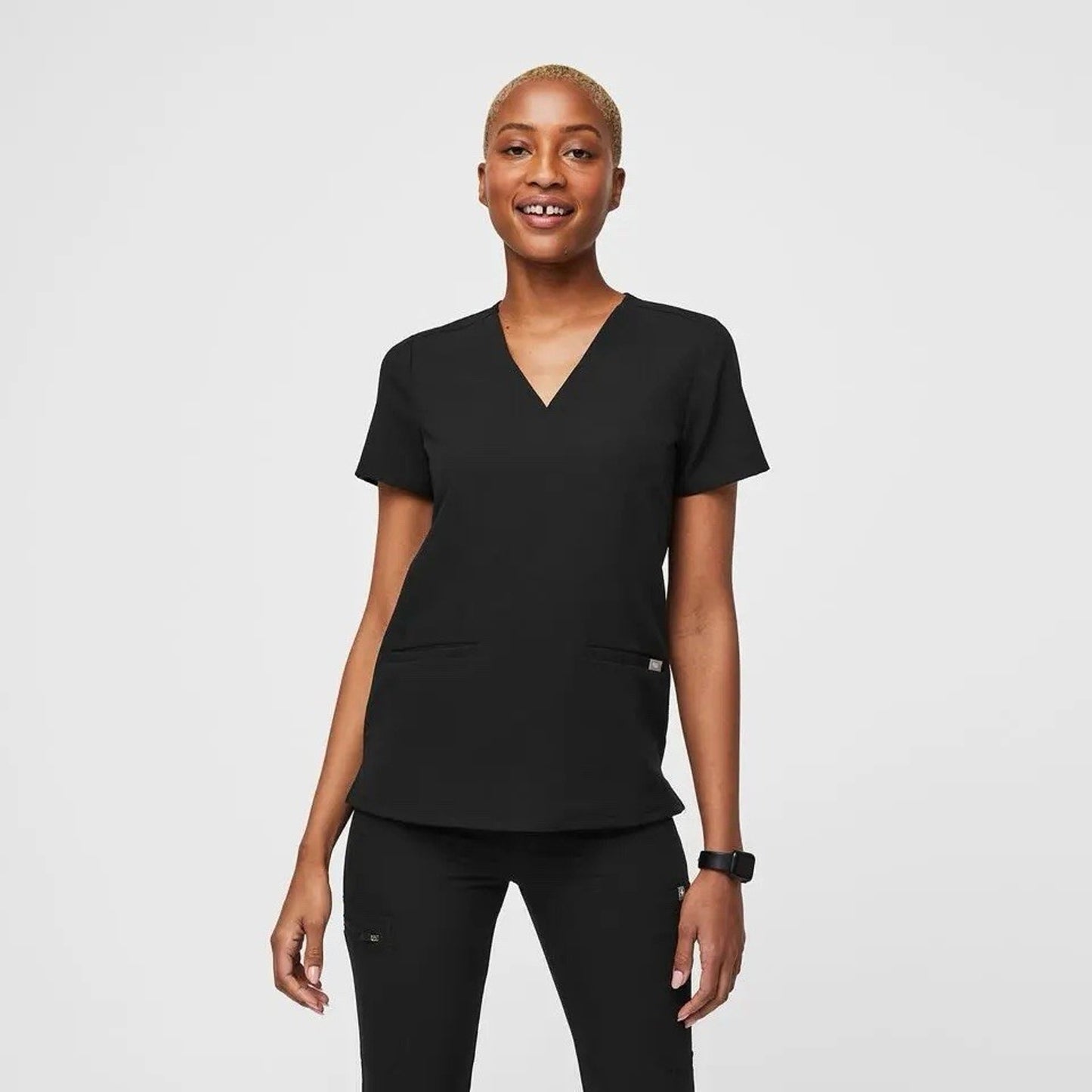 Figs Casma Three-Pocket Scrub Top Women’s Black (S) FW1100 V-Neck